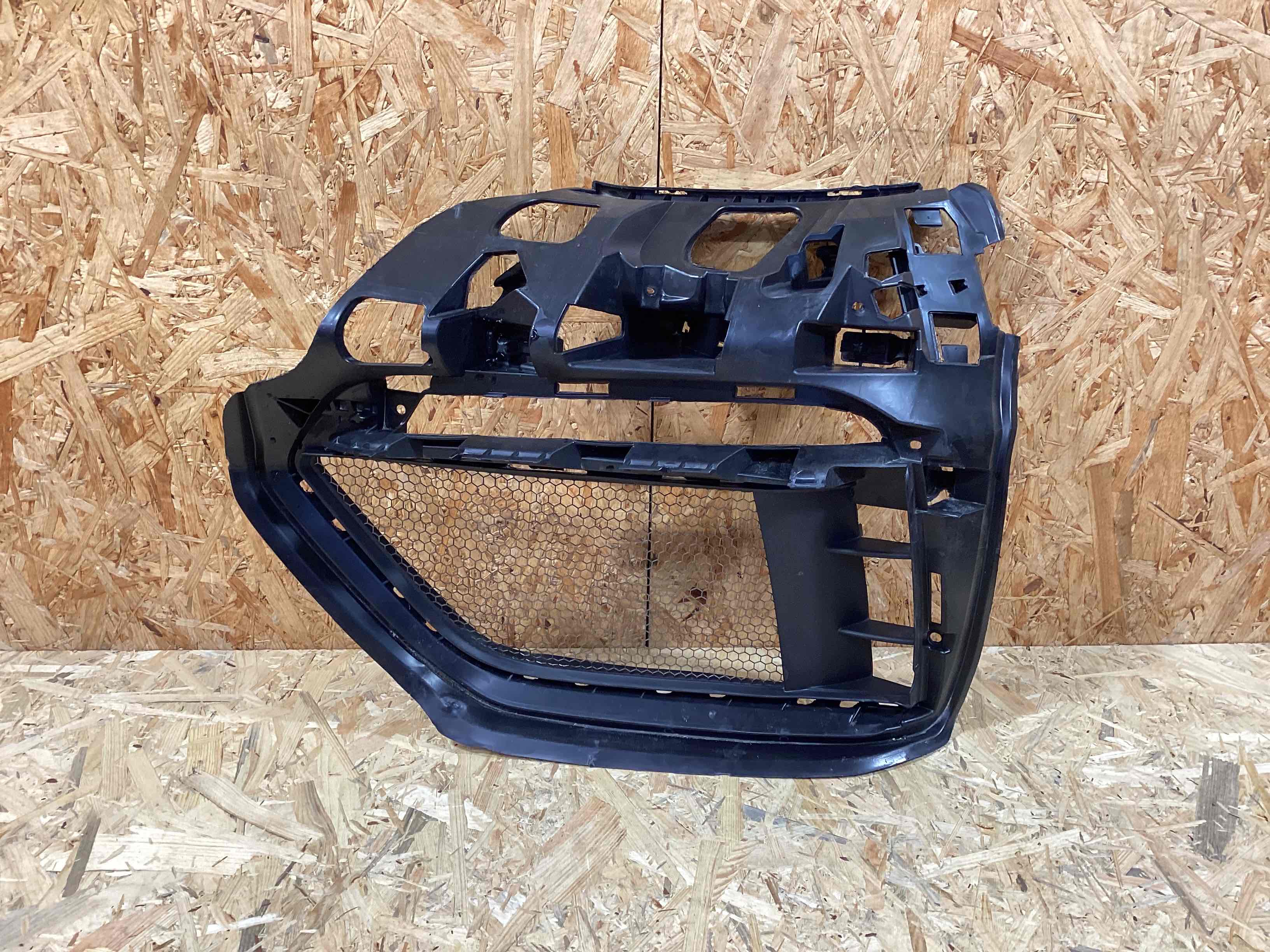 Заглушка, вставка (решетка) в бампер Porsche Cayman GT4 300326-122