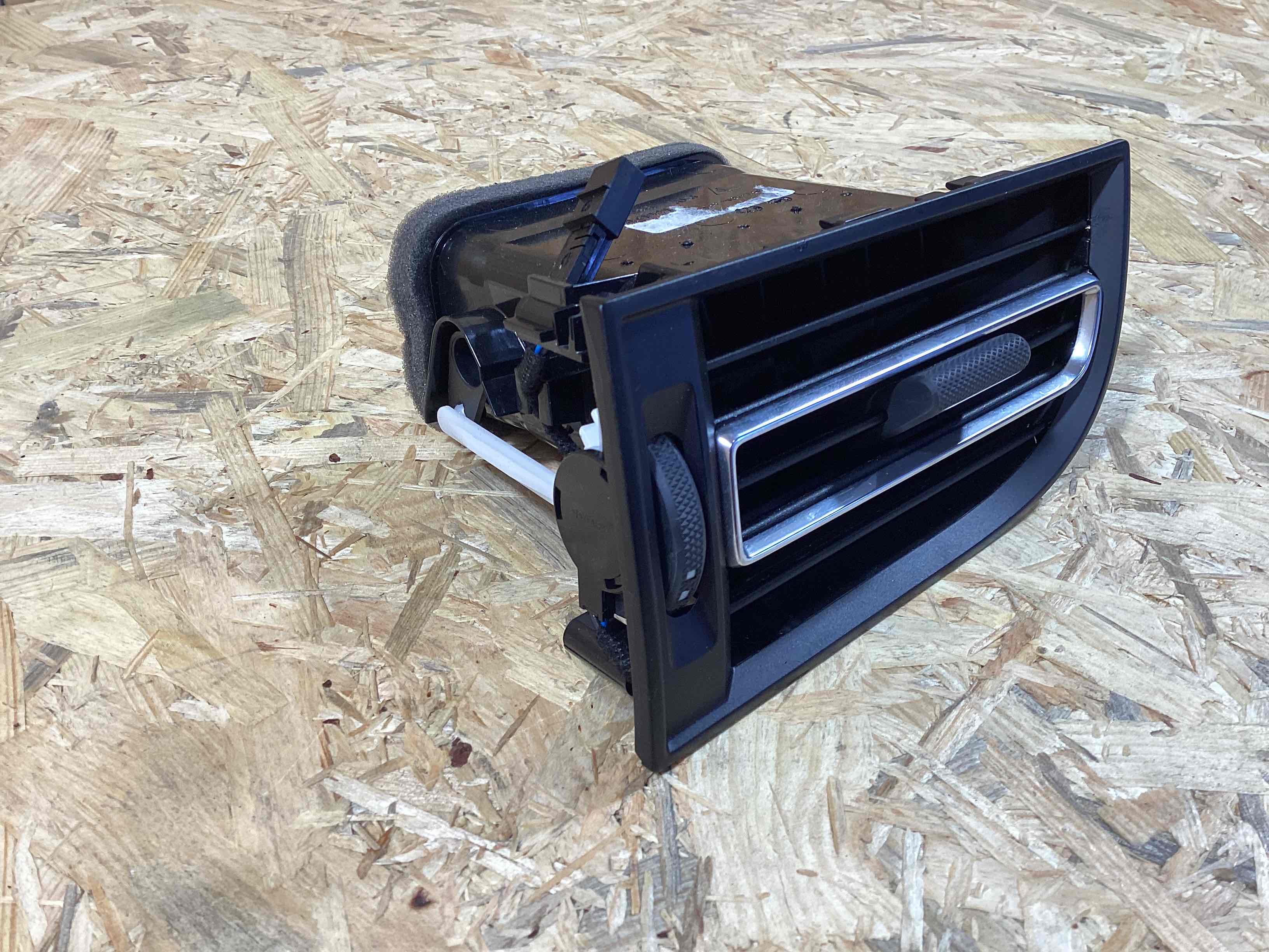 Воздуховод Porsche Macan 300326-124