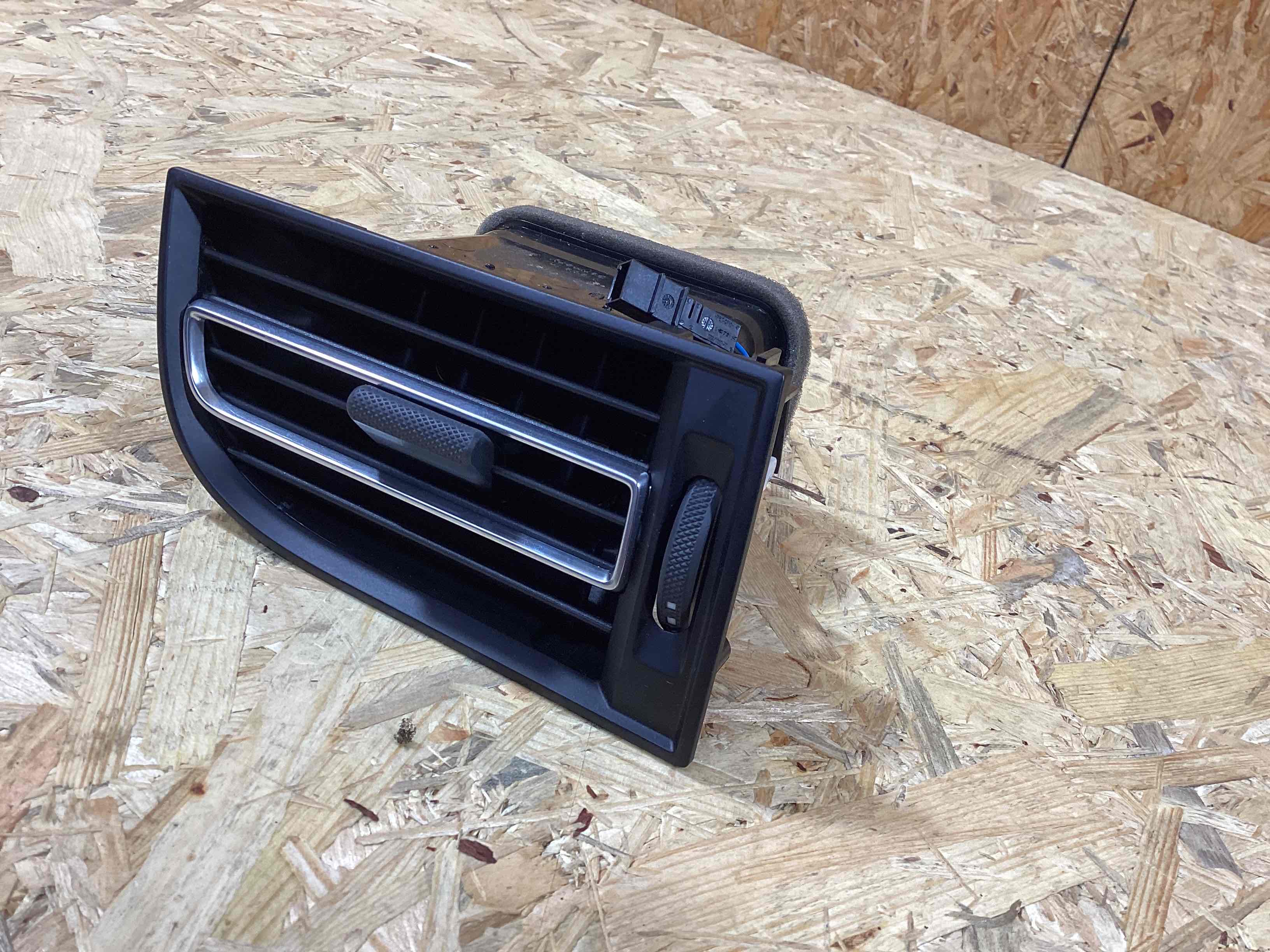 Воздуховод Porsche Macan 300326-125