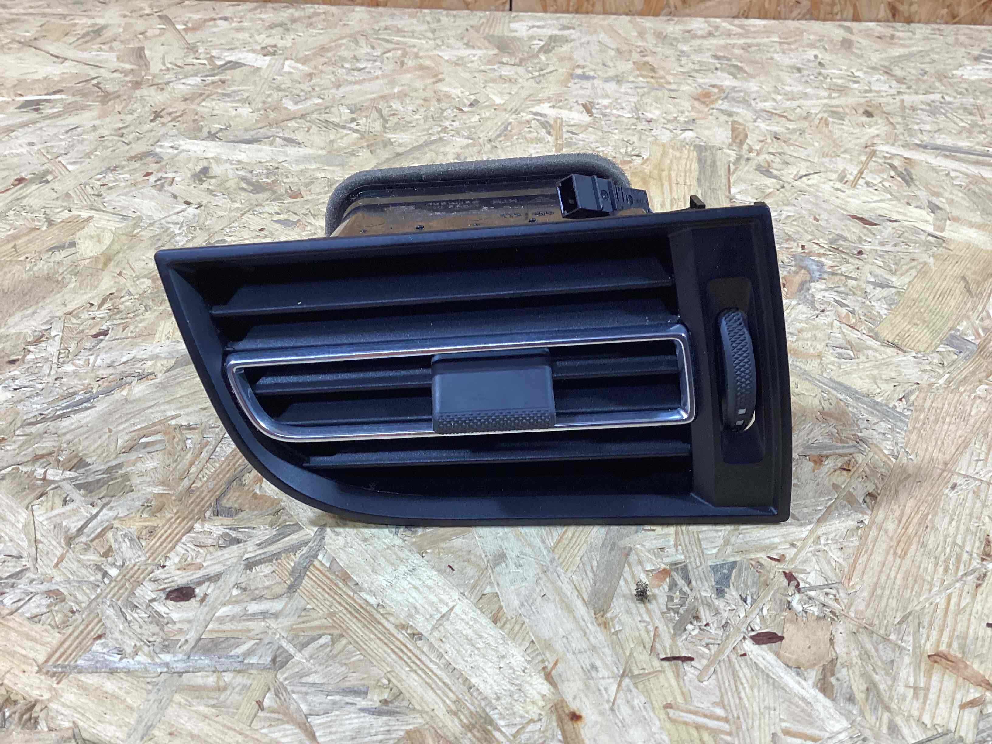 Воздуховод Porsche Macan 300326-125