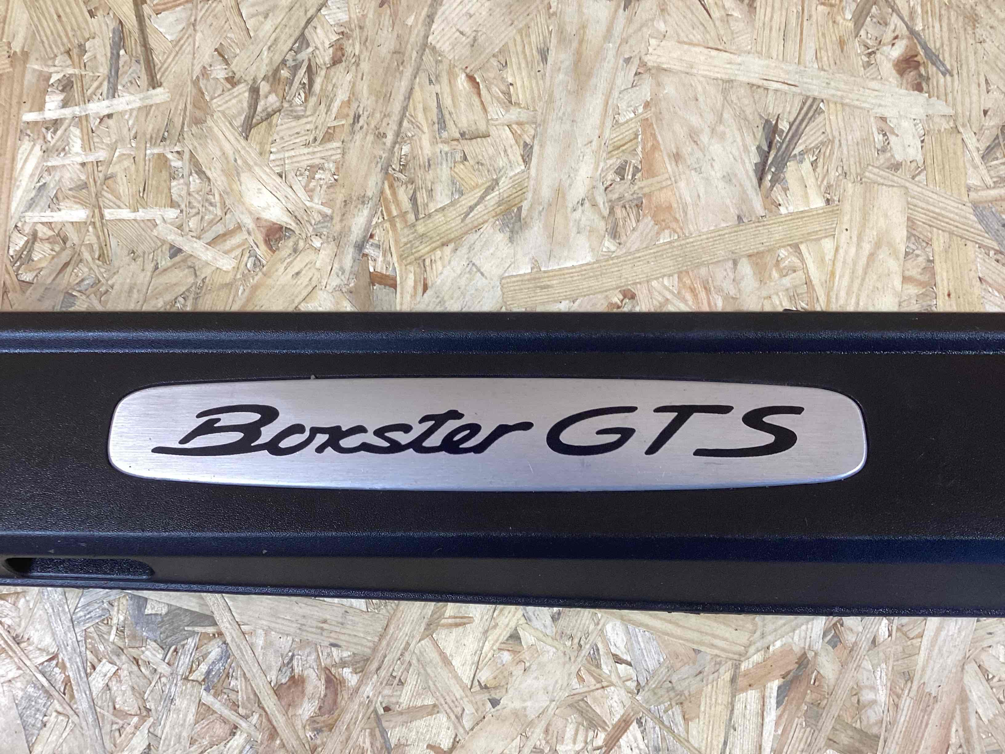 Накладка на порог Porsche Boxster 718 300426-123