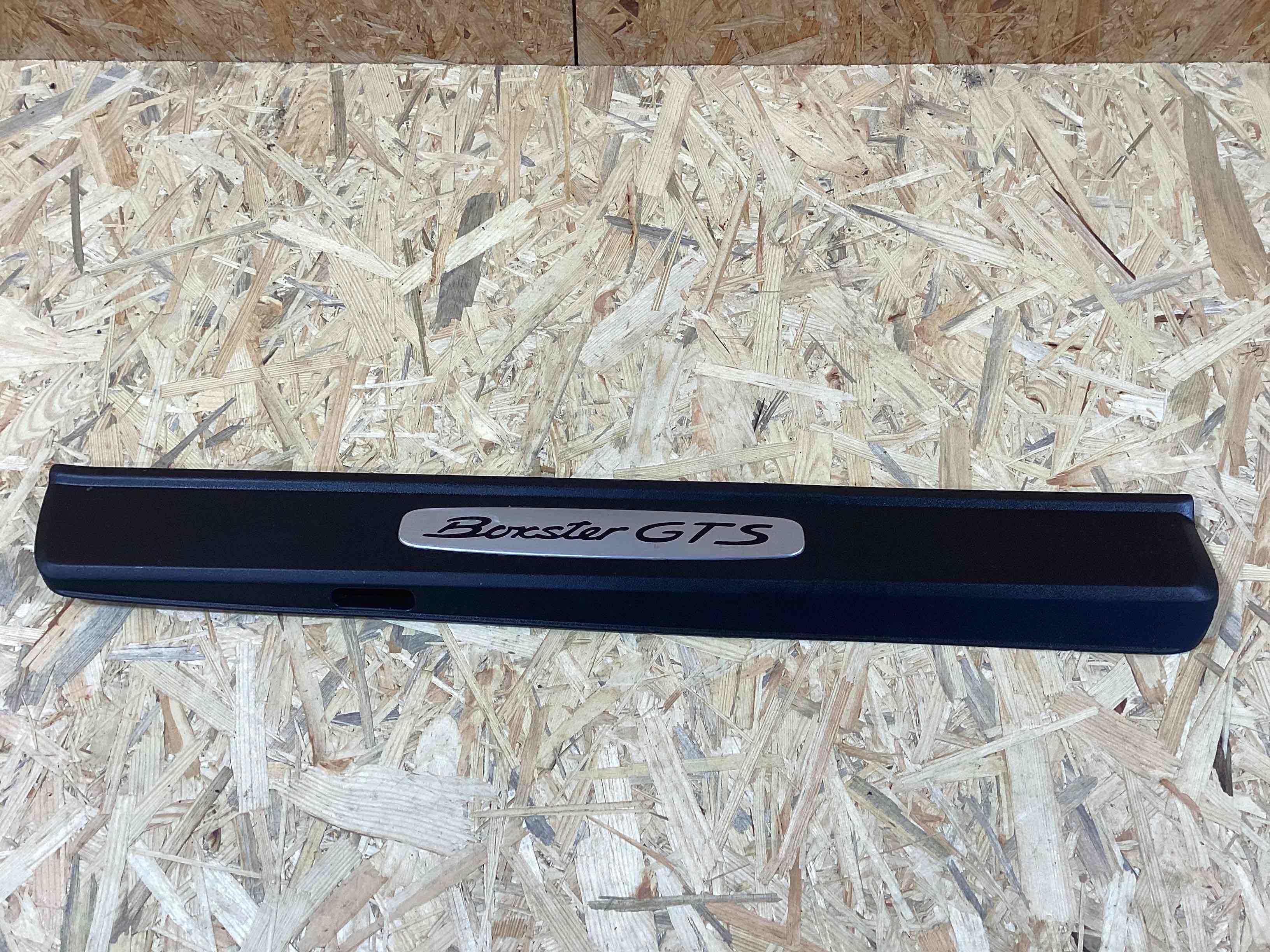 Накладка на порог Porsche Boxster 718 300426-123