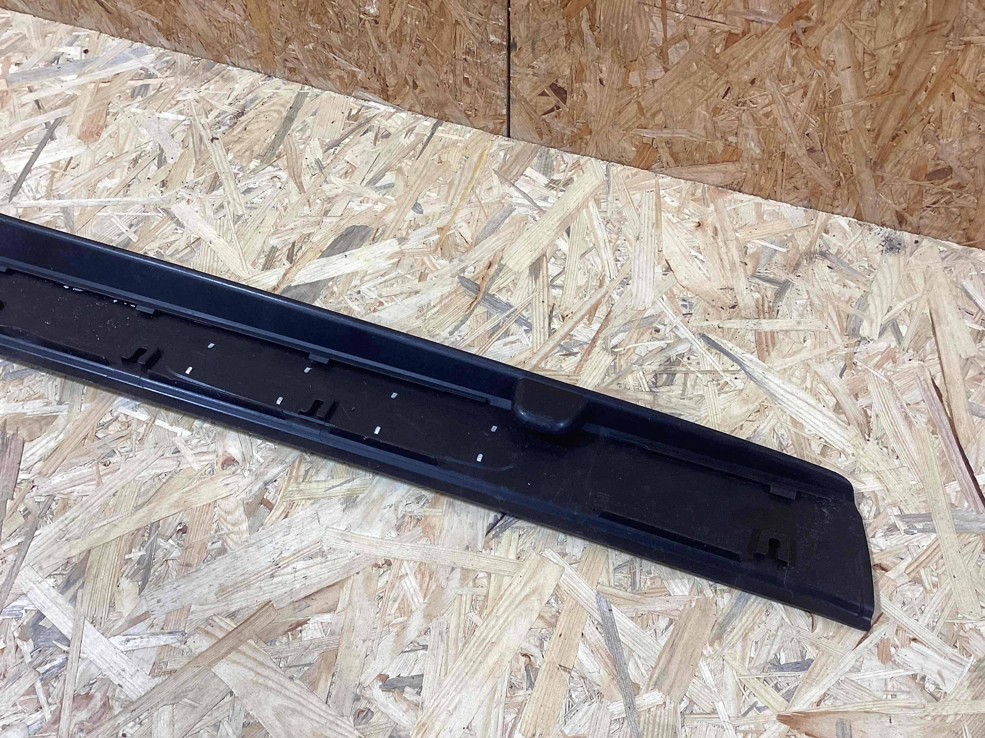 Накладка на порог Porsche Boxster 718 300426-125