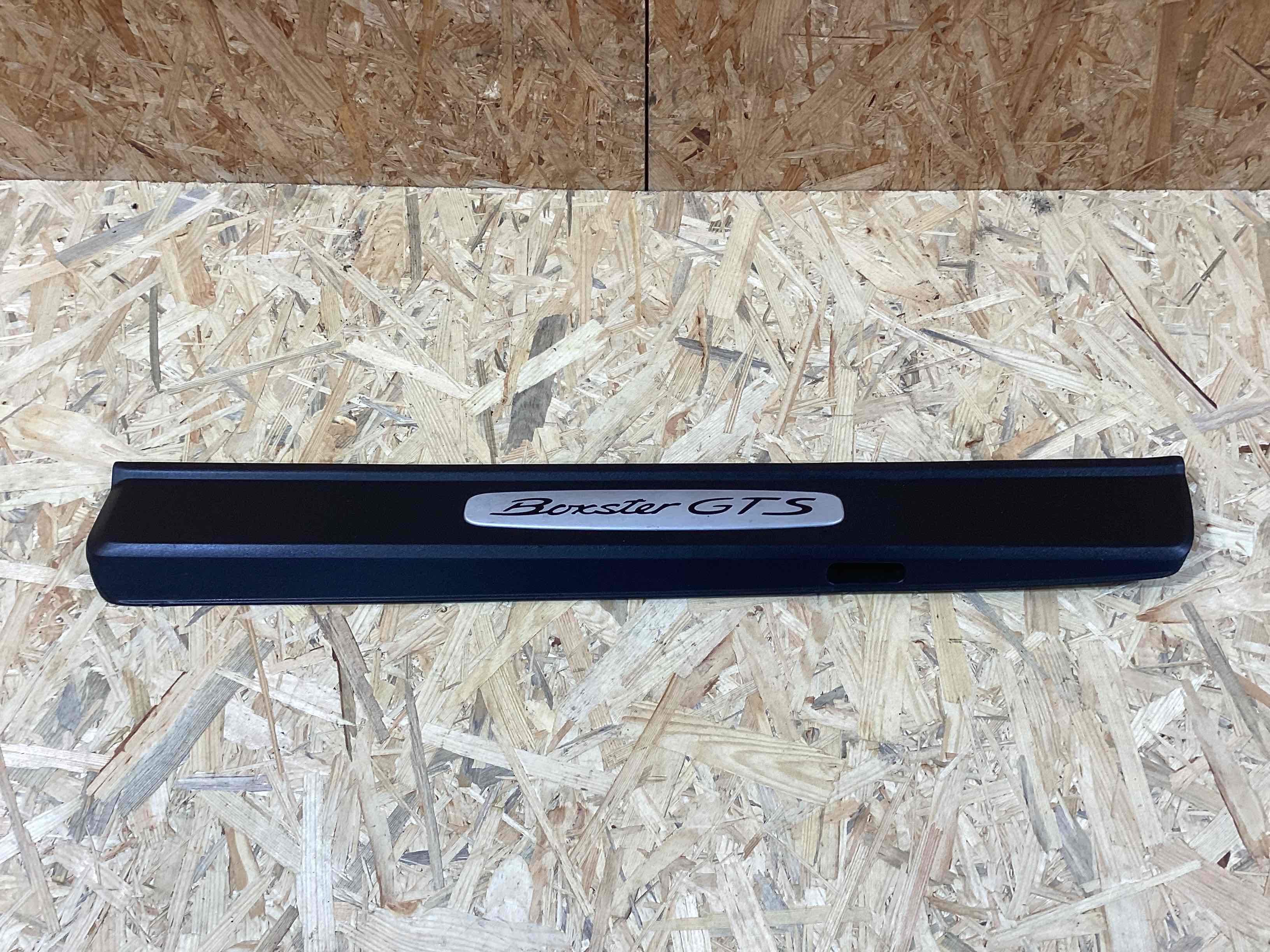 Накладка на порог Porsche Boxster 718 300426-125