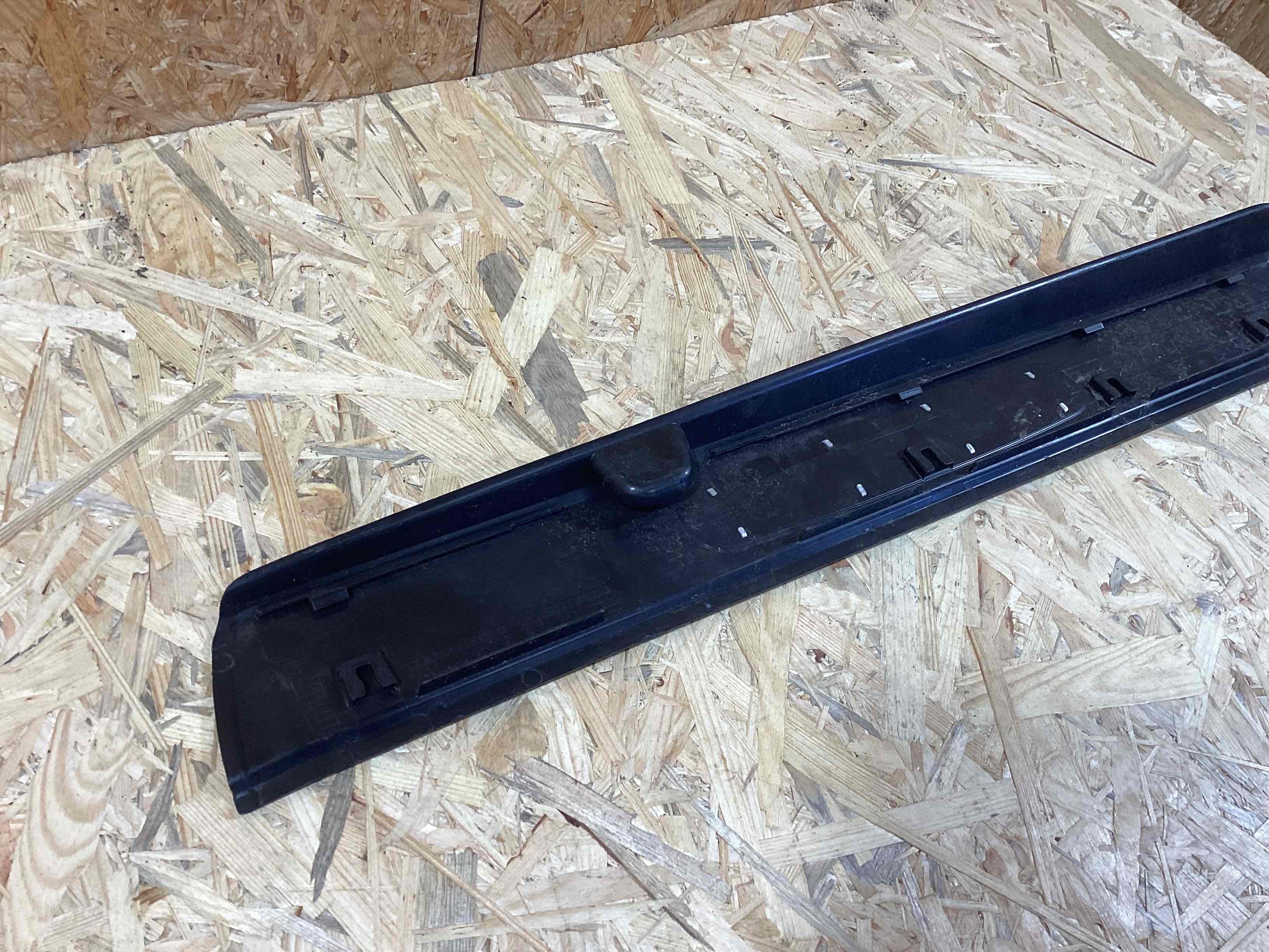 Накладка на порог Porsche Boxster 718 300426-126