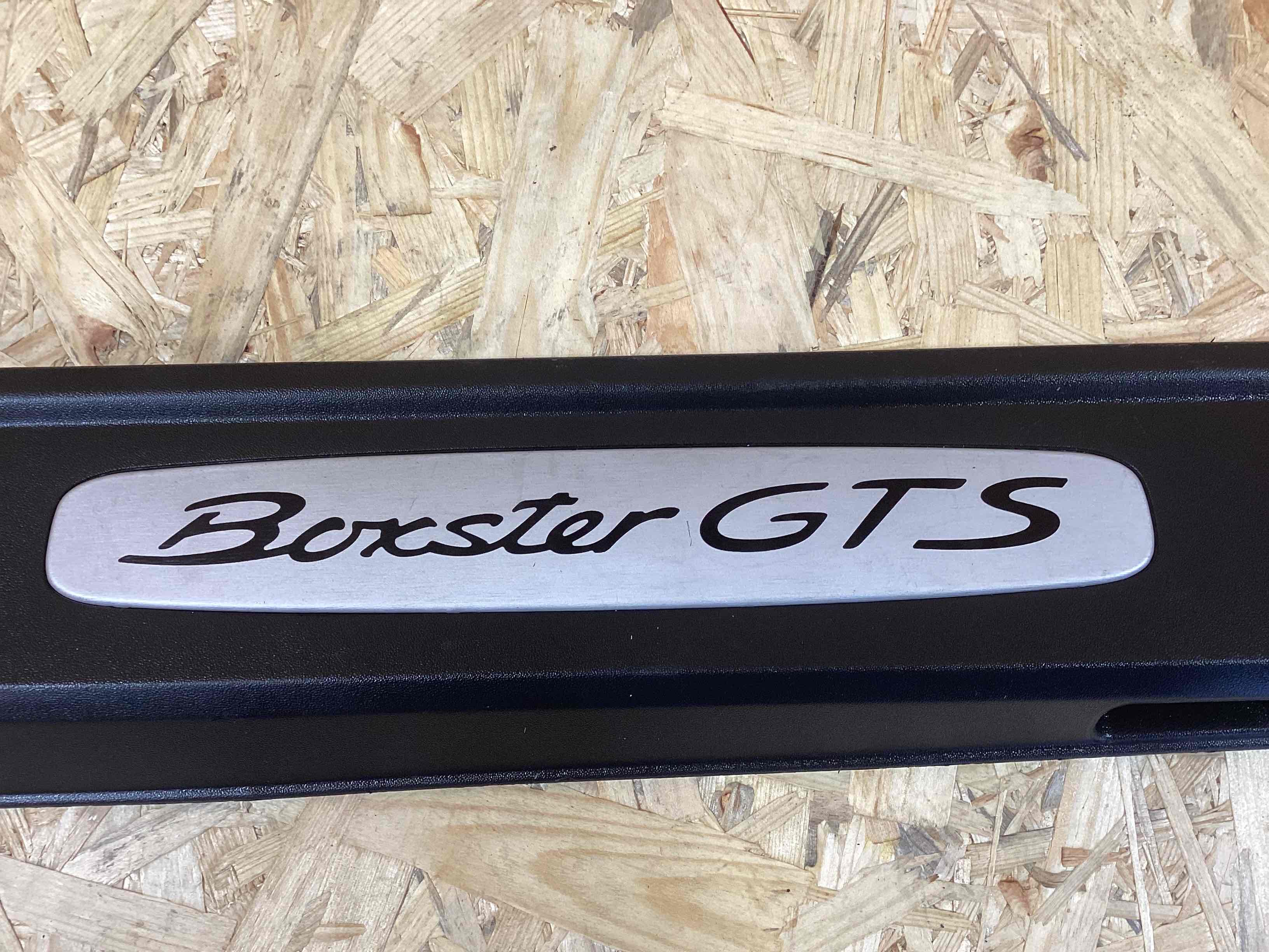 Накладка на порог Porsche Boxster 718 300426-127