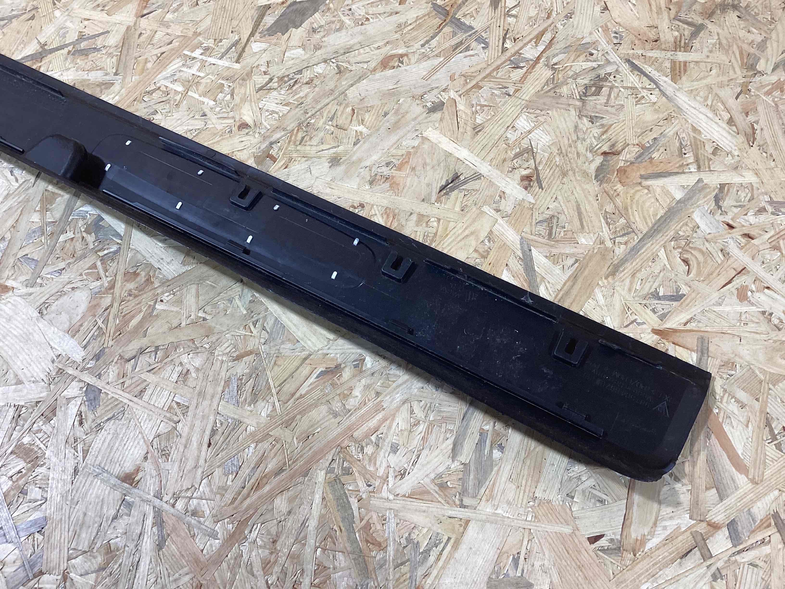 Накладка на порог Porsche Boxster 718 300426-127