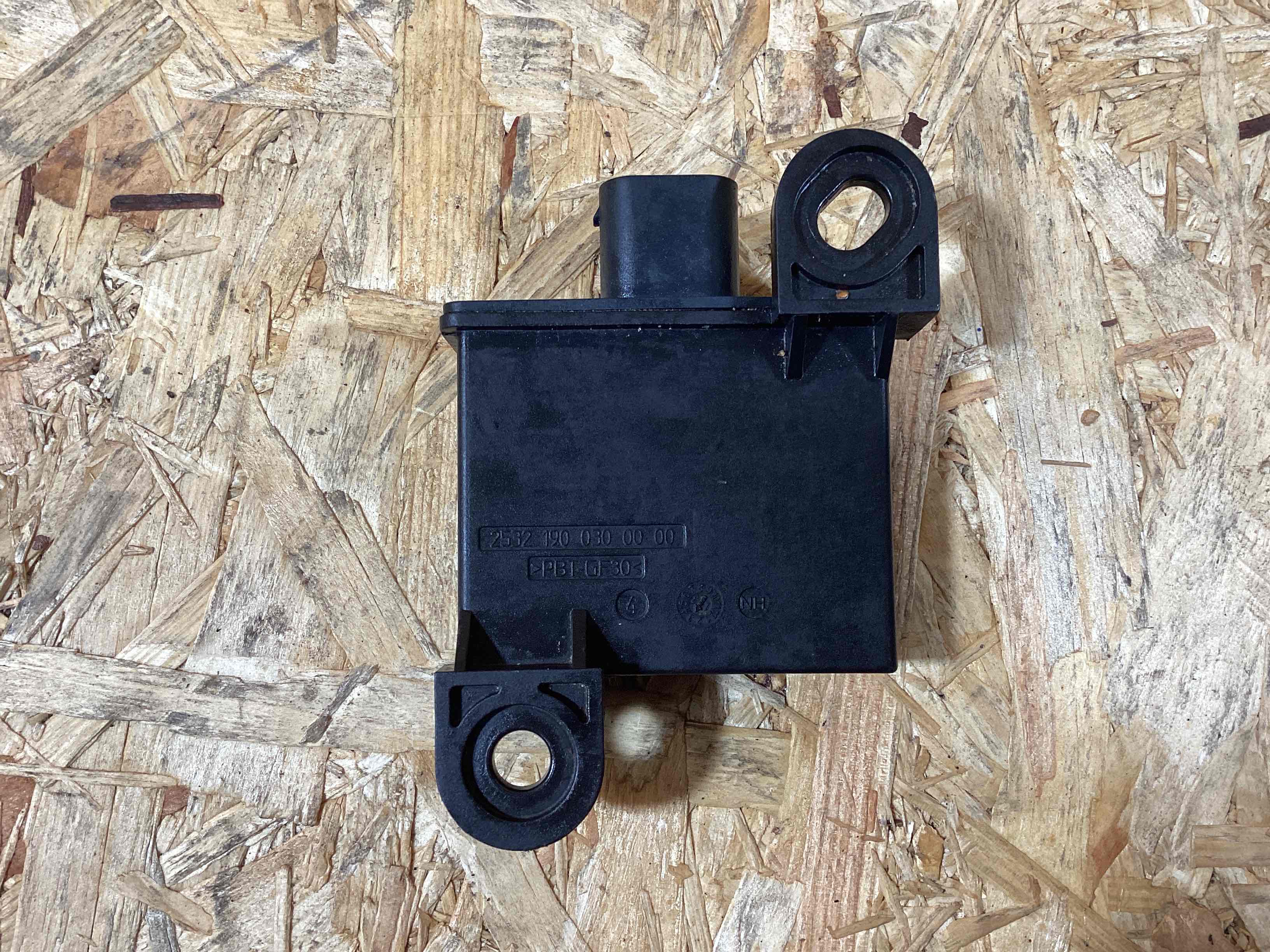 Блок управления (другие) Porsche Cayenne 300925-112