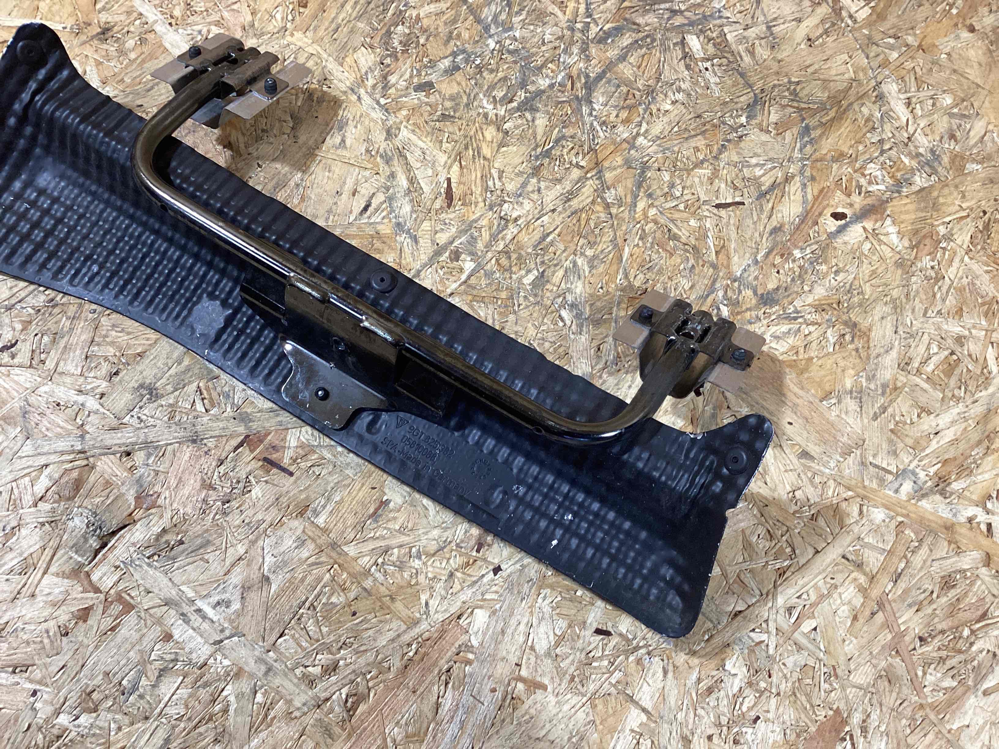 Крепление, кронштейн Porsche 911 300925-113