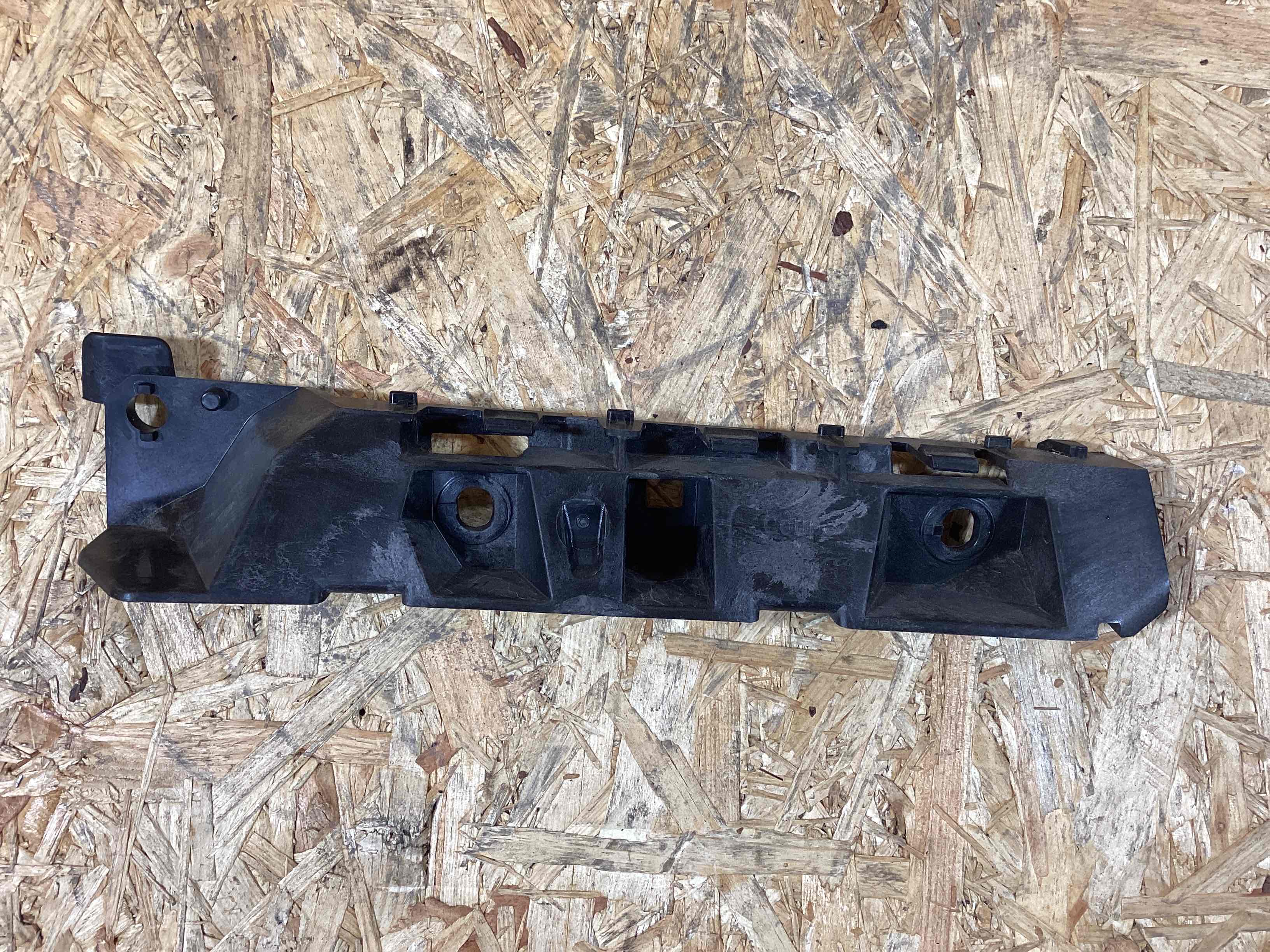 Крепление бампера Porsche 911 300925-116