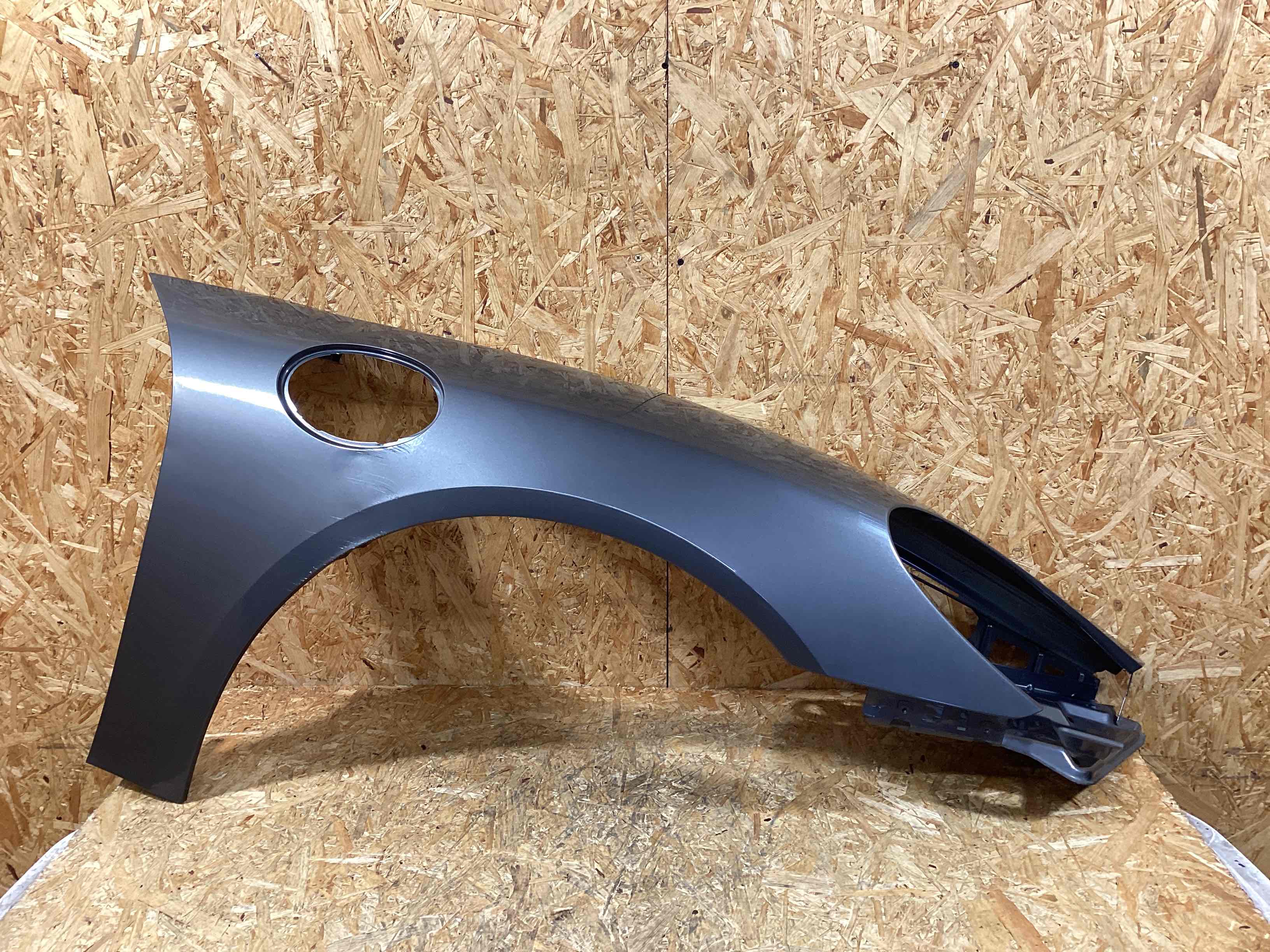 Крыло переднее правое Porsche Boxster 718 301025-107