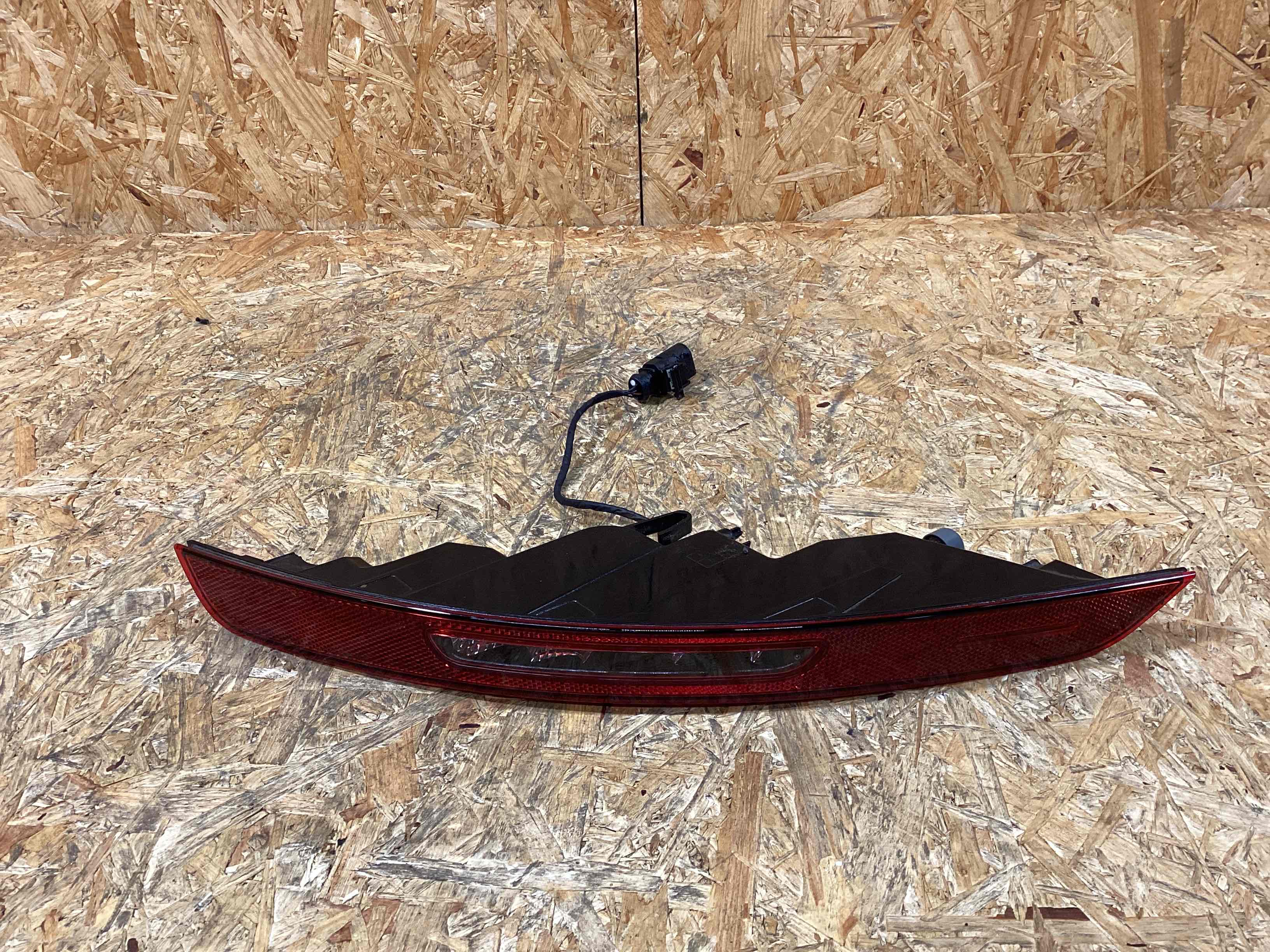 Фара противотуманная Porsche Macan 301025-111