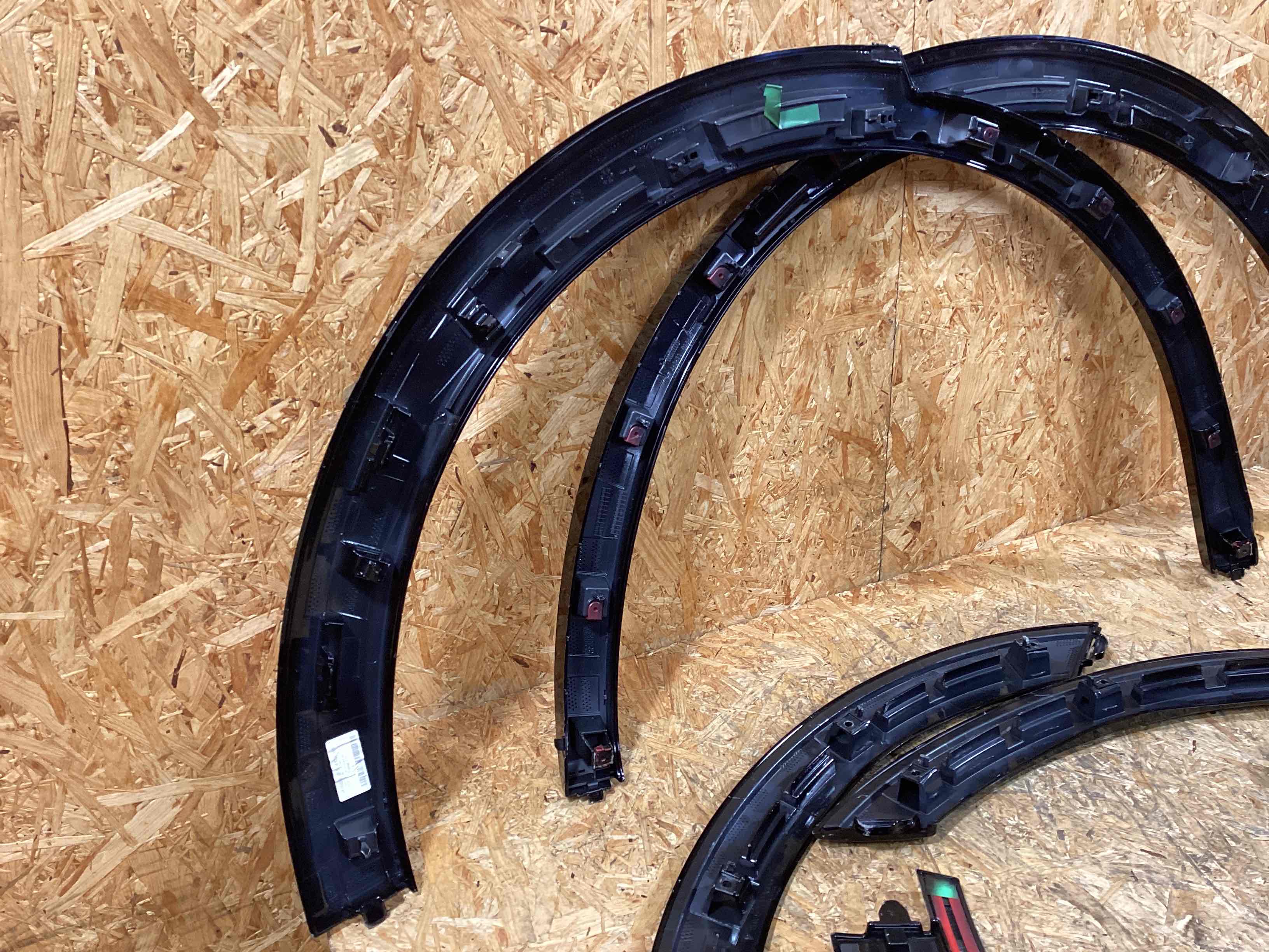 Молдинг арки, накладка на арку Porsche Cayenne 301025-112