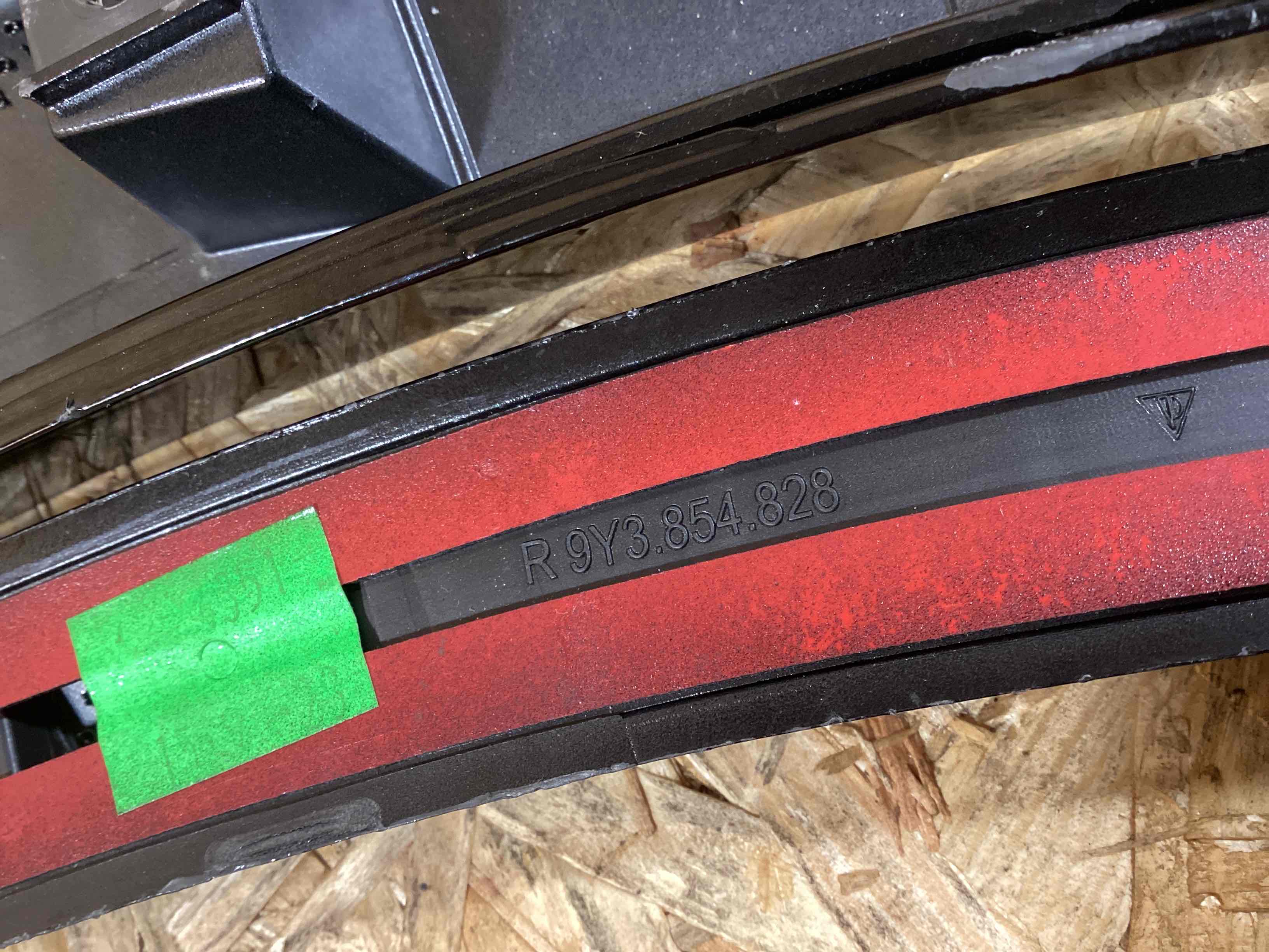 Молдинг арки, накладка на арку Porsche Cayenne 301025-112