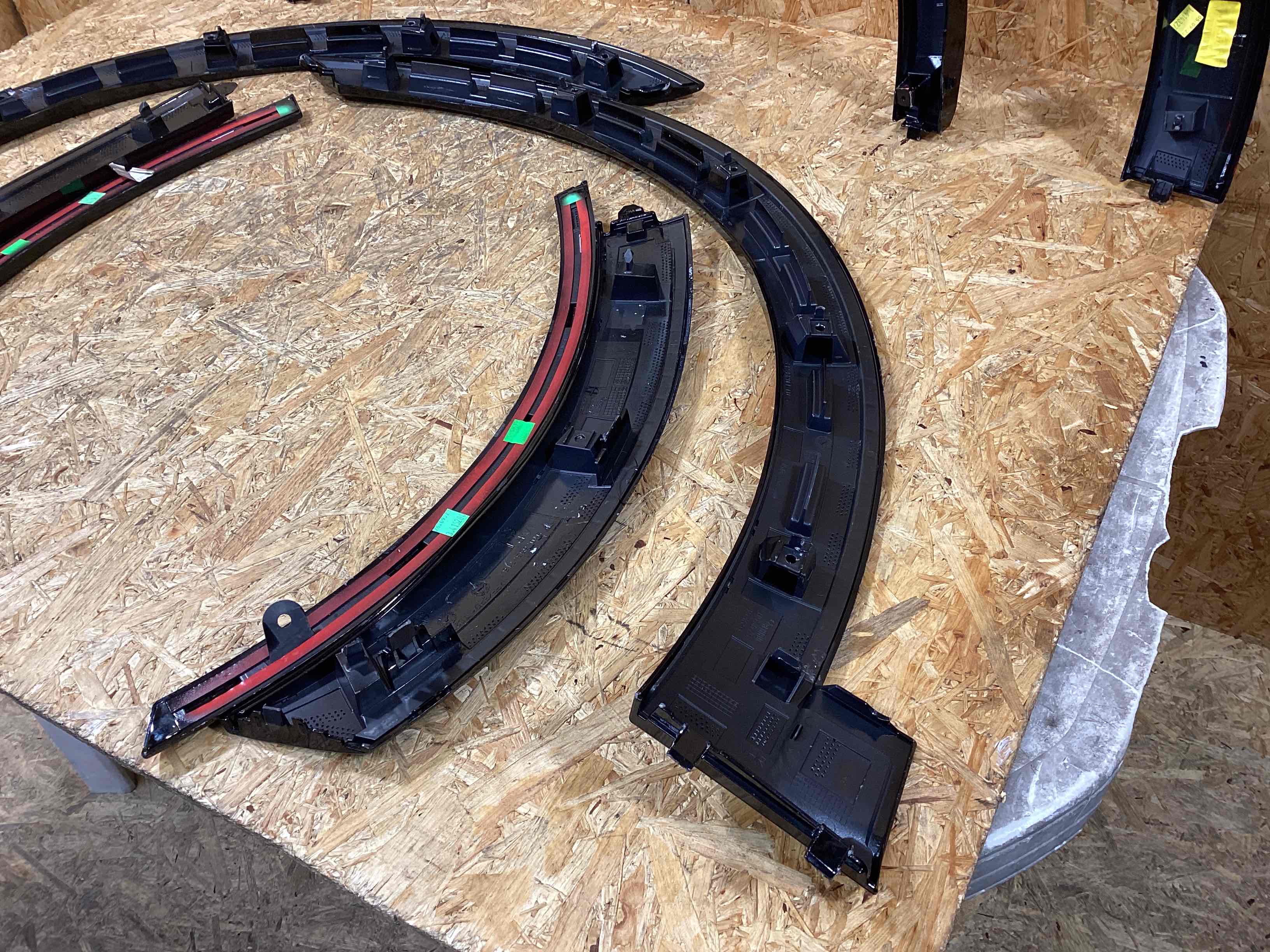 Молдинг арки, накладка на арку Porsche Cayenne 301025-114