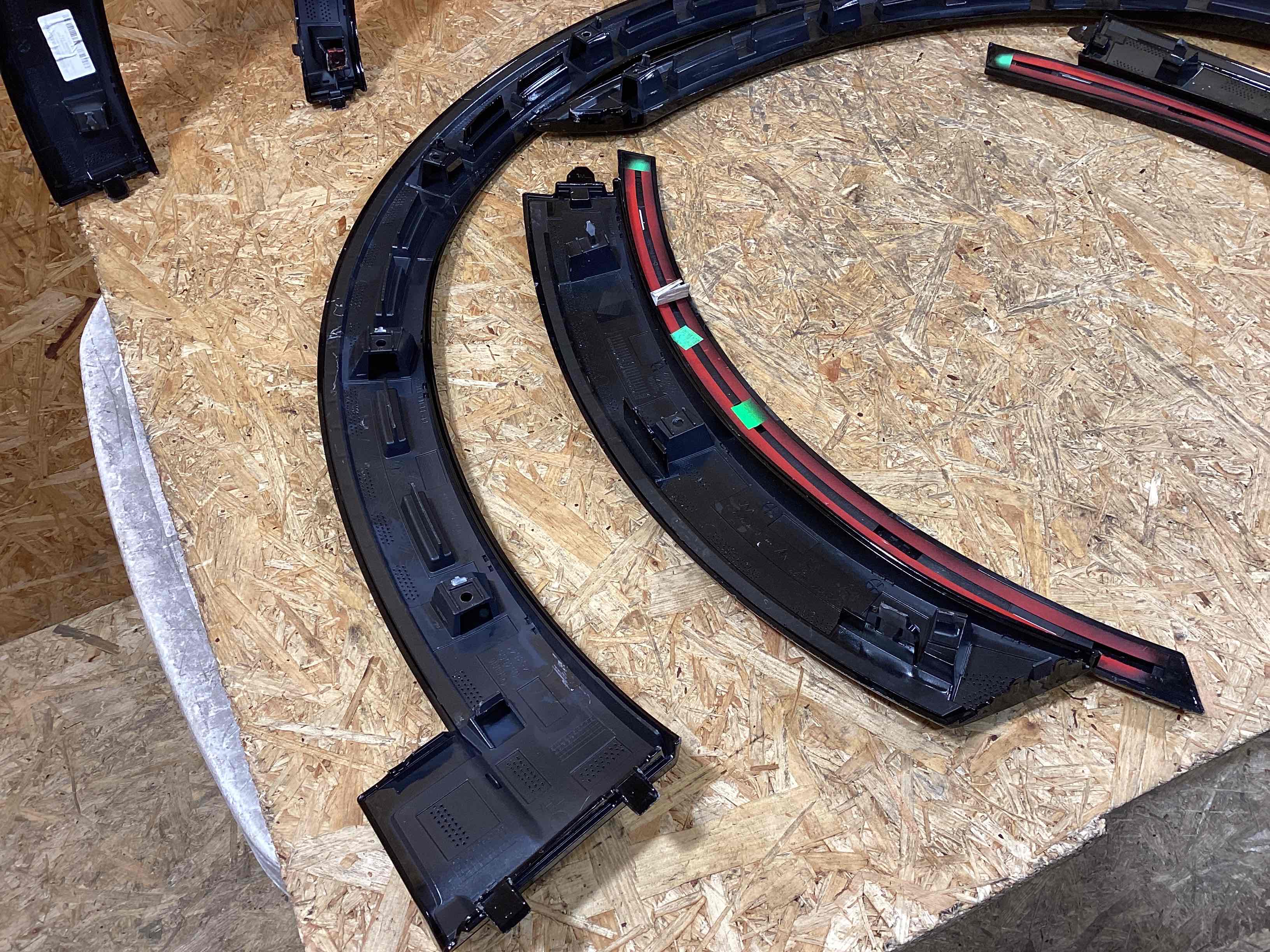 Молдинг арки, накладка на арку Porsche Cayenne 301025-114