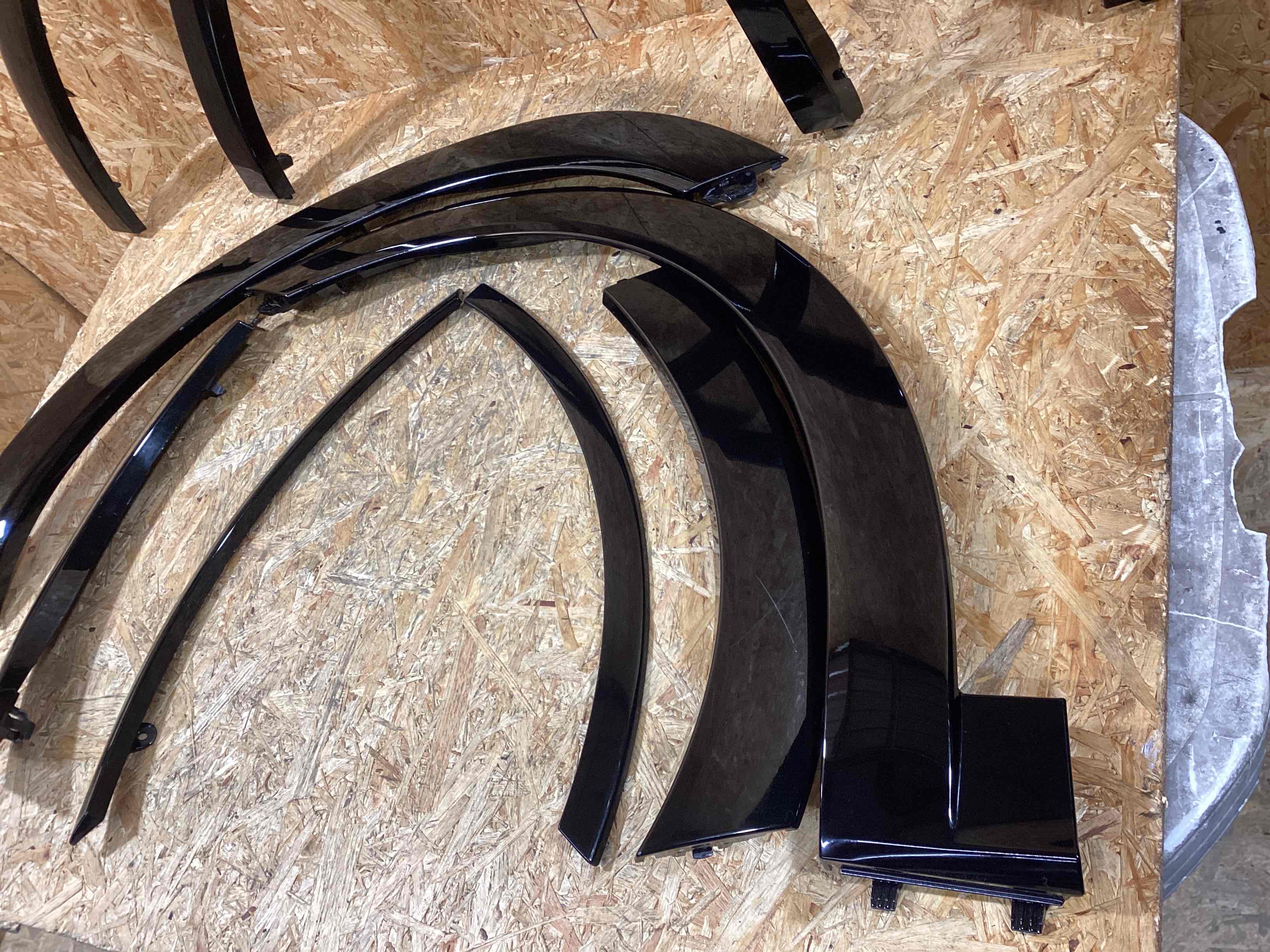 Молдинг арки, накладка на арку Porsche Cayenne 301025-114