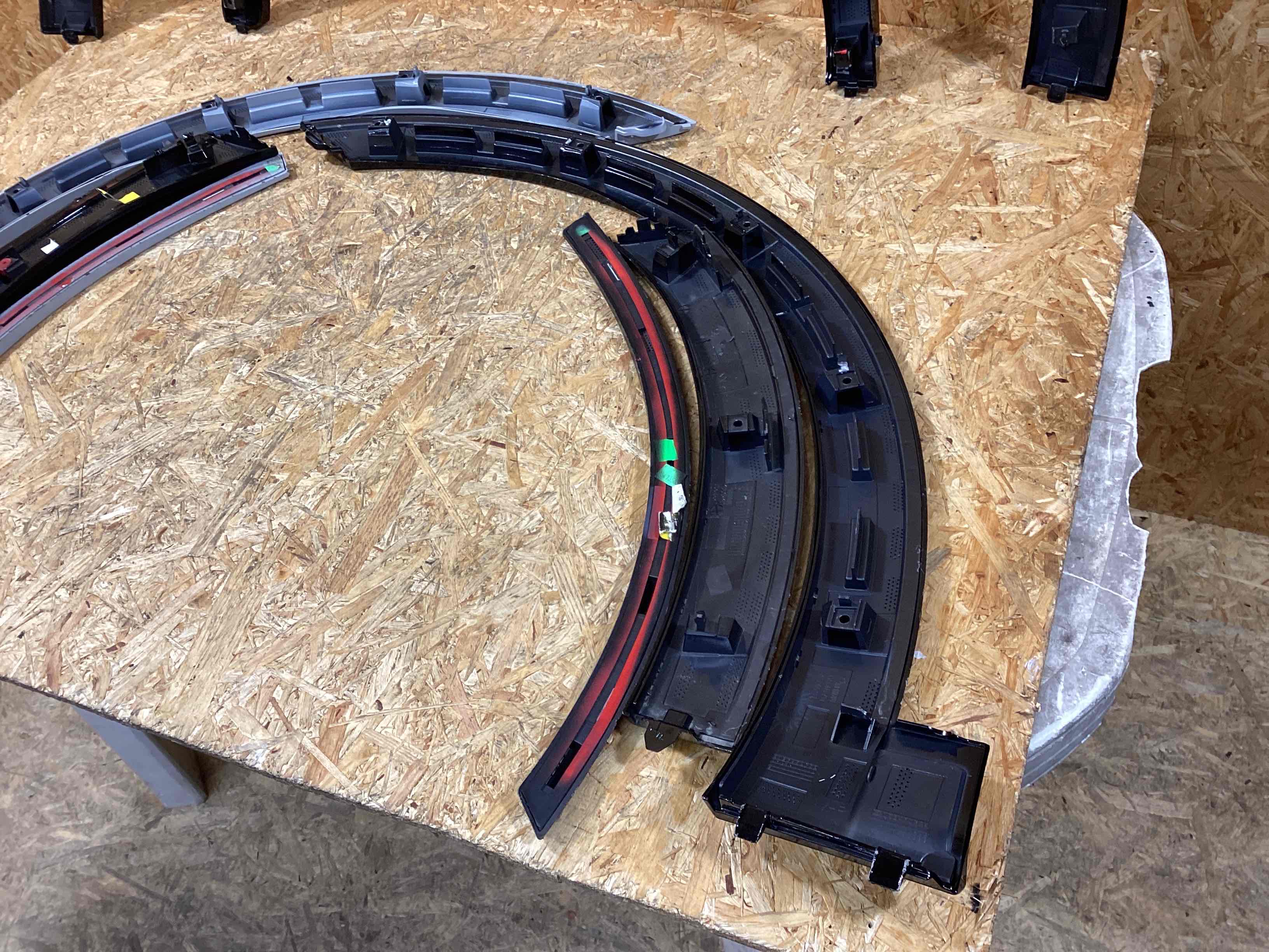 Молдинг арки, накладка на арку Porsche Cayenne 301025-116