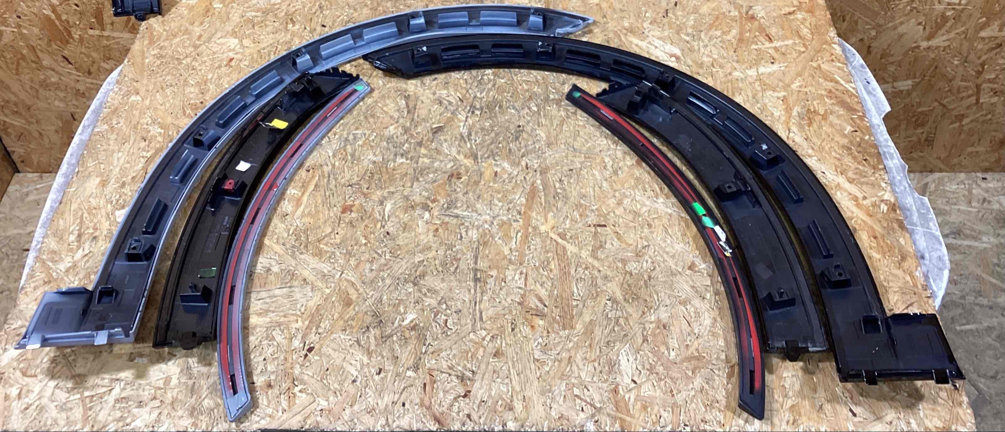 Молдинг арки, накладка на арку Porsche Cayenne 301025-116