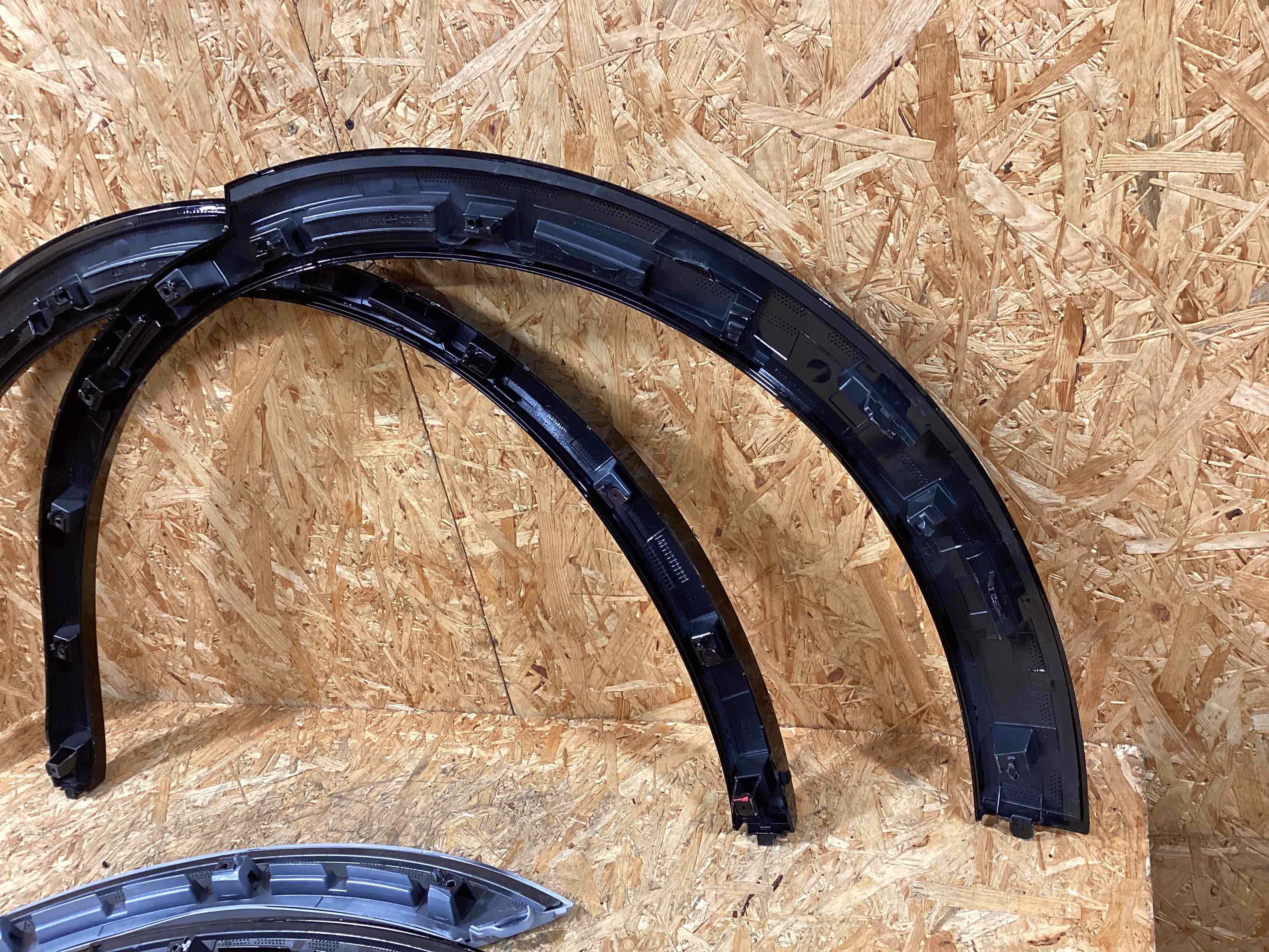 Молдинг арки, накладка на арку Porsche Cayenne 301025-117