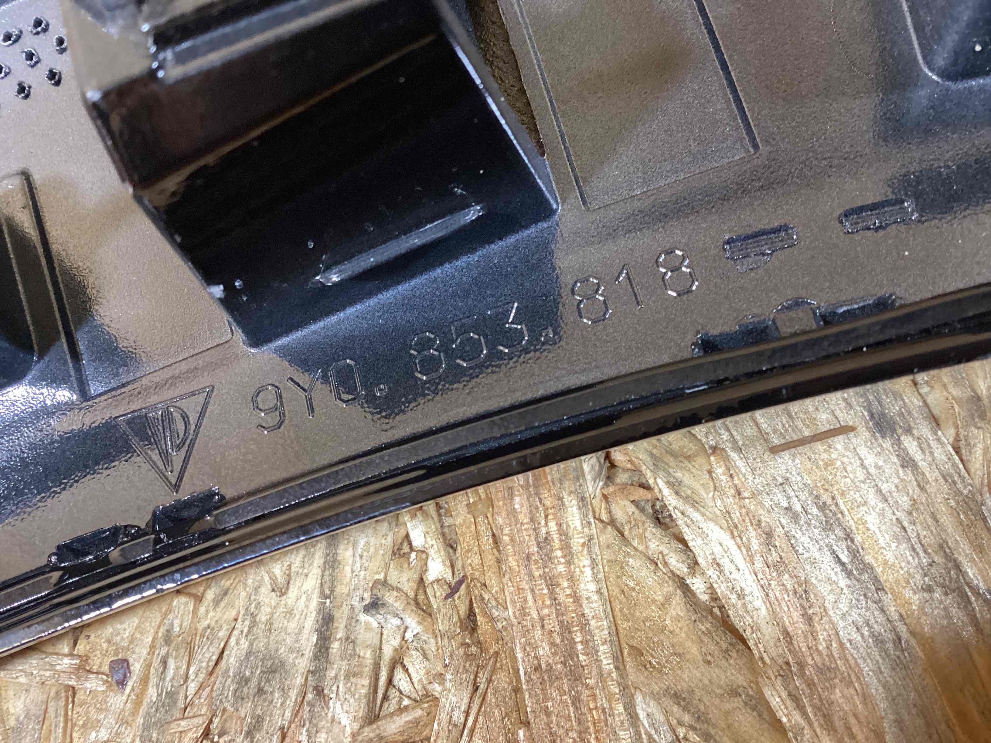 Молдинг арки, накладка на арку Porsche Cayenne 301025-118