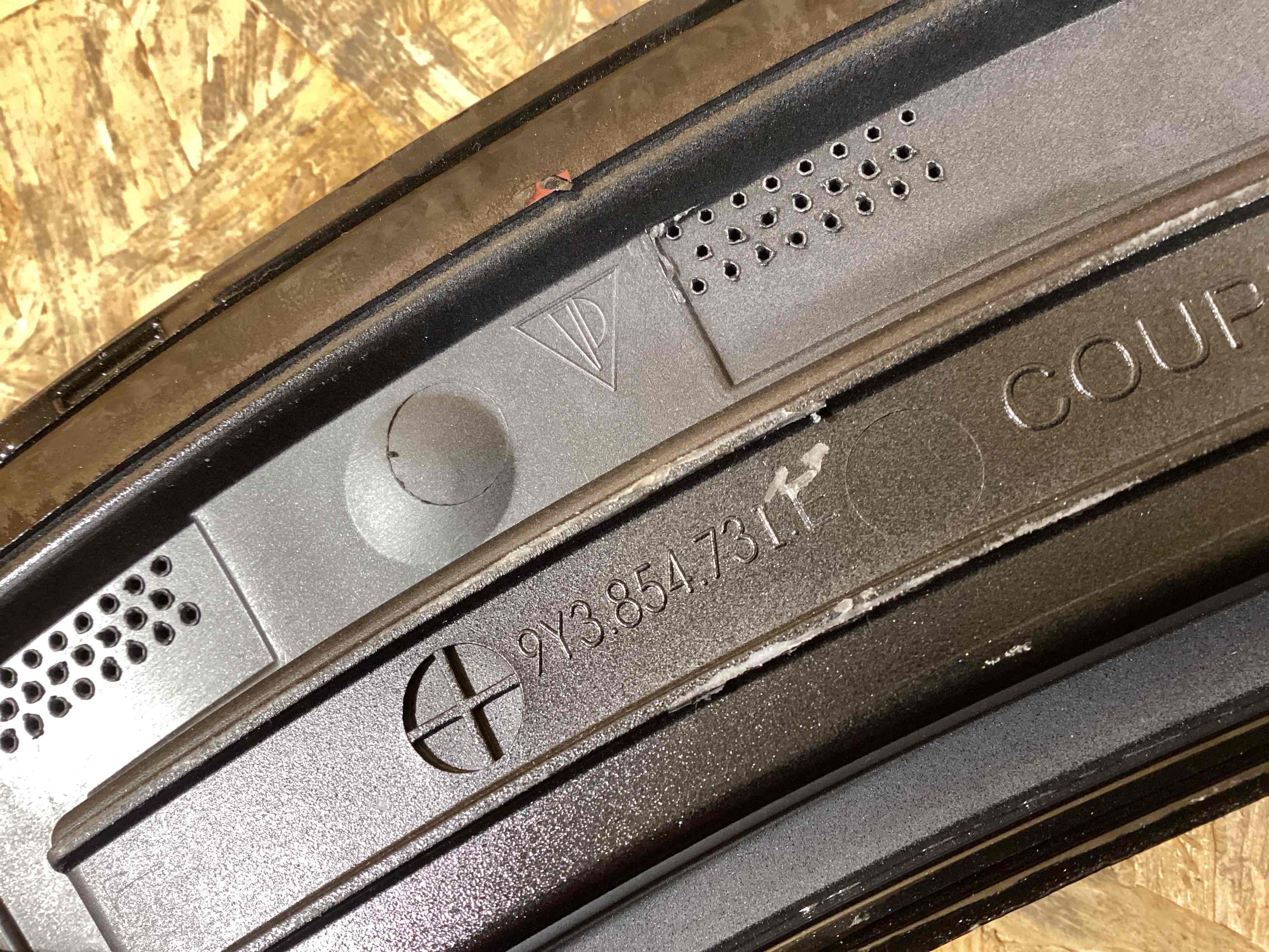 Молдинг арки, накладка на арку Porsche Cayenne 301025-118