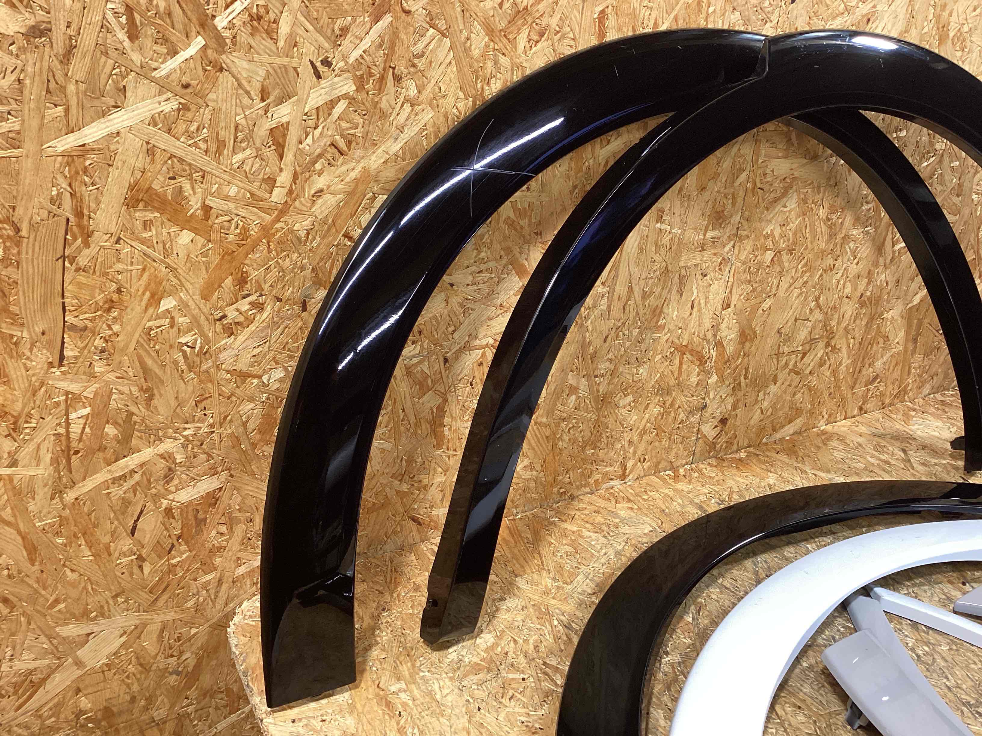 Молдинг арки, накладка на арку Porsche Cayenne 301025-120