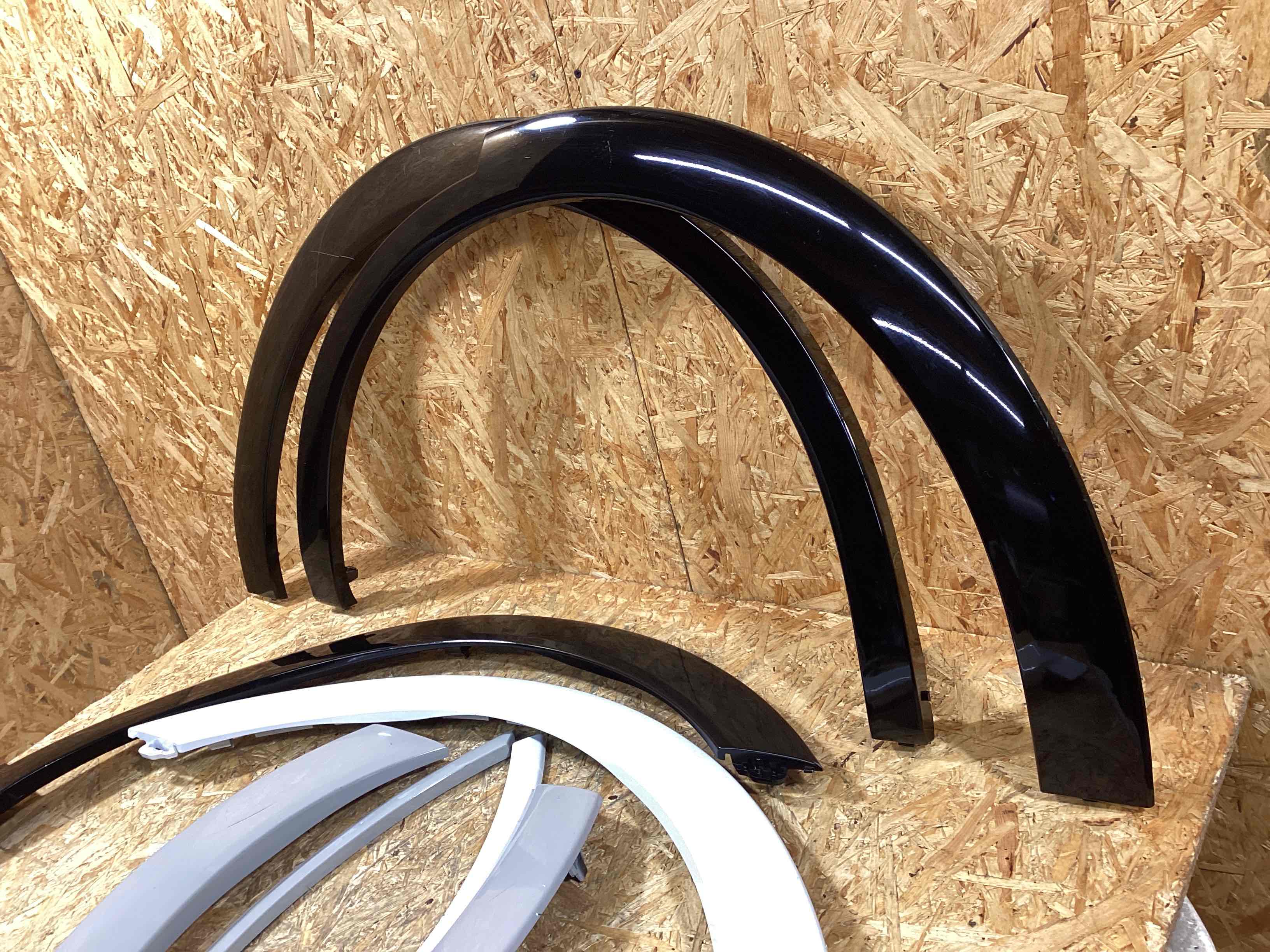 Молдинг арки, накладка на арку Porsche Cayenne 301025-120