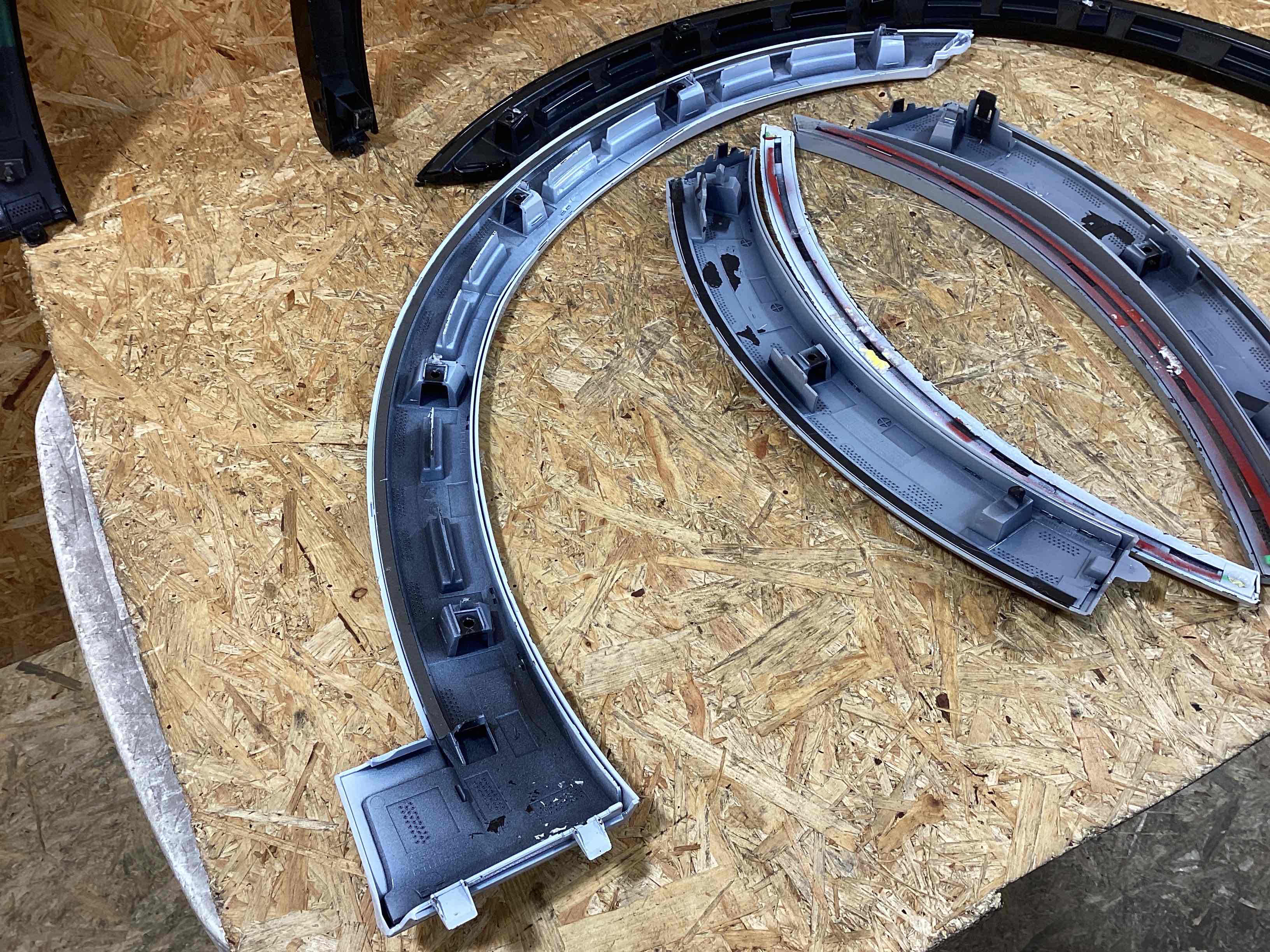 Молдинг арки, накладка на арку Porsche Cayenne 301025-121