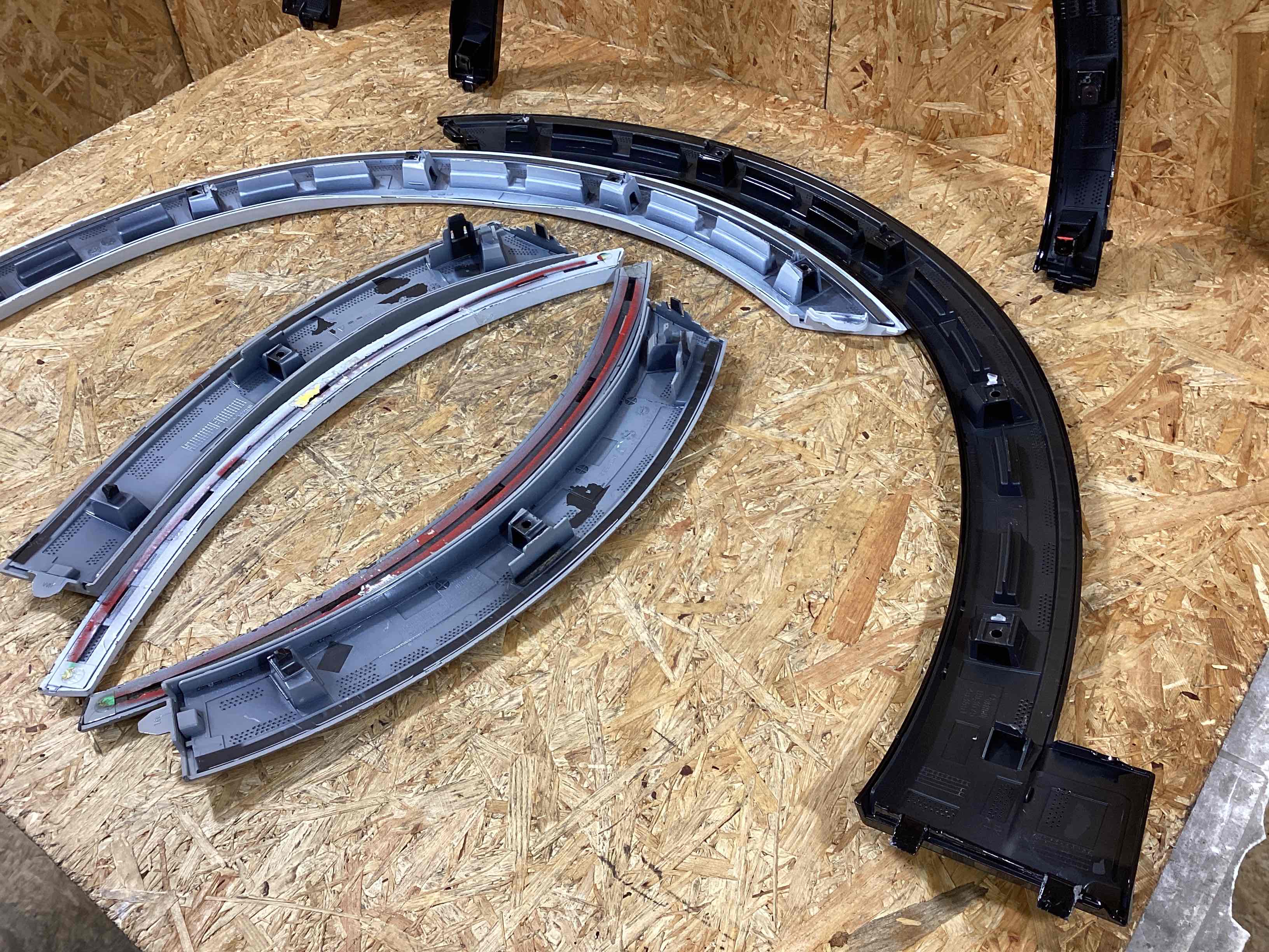 Молдинг арки, накладка на арку Porsche Cayenne 301025-123