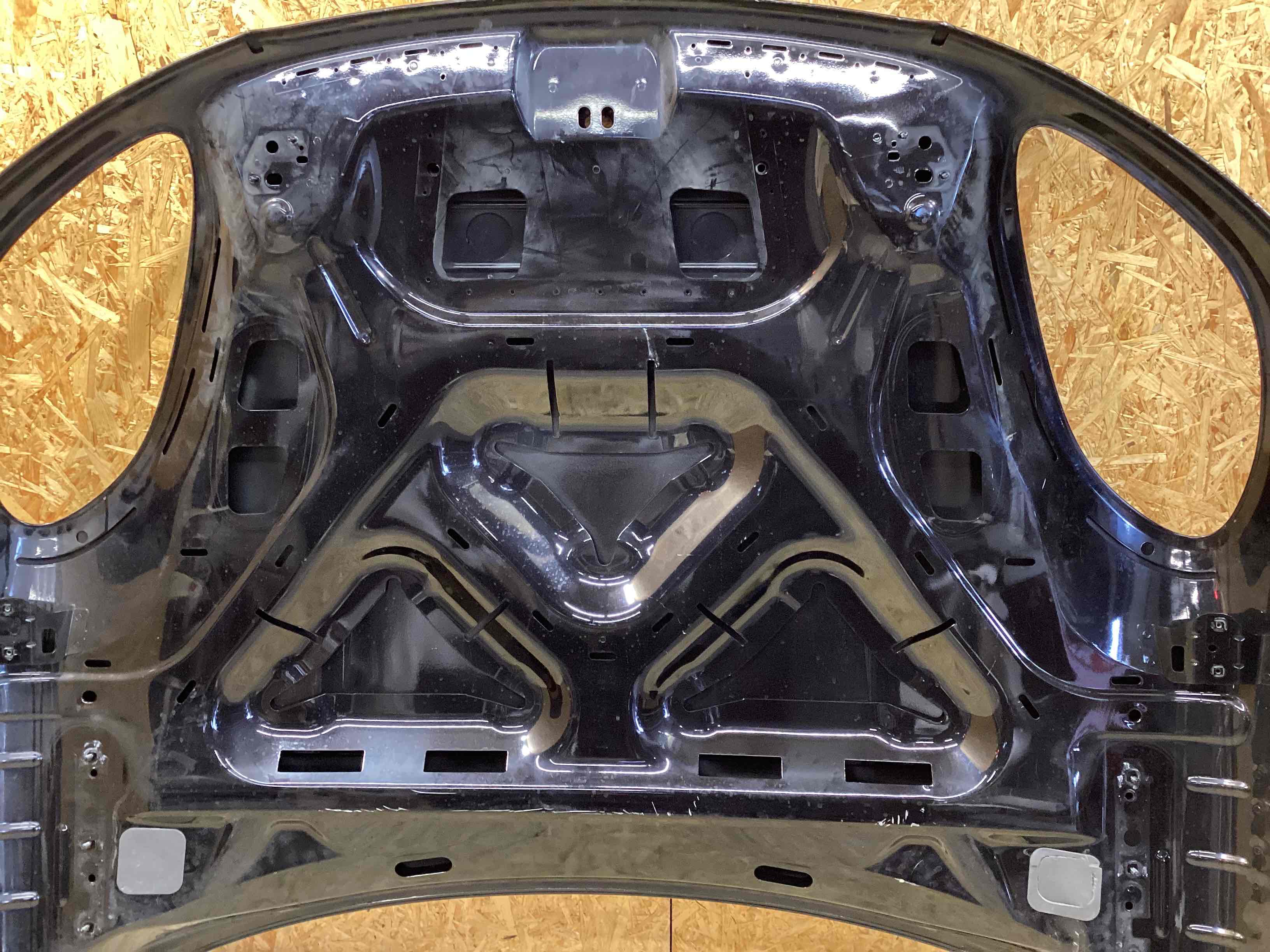 Капот Porsche Macan 310326-101