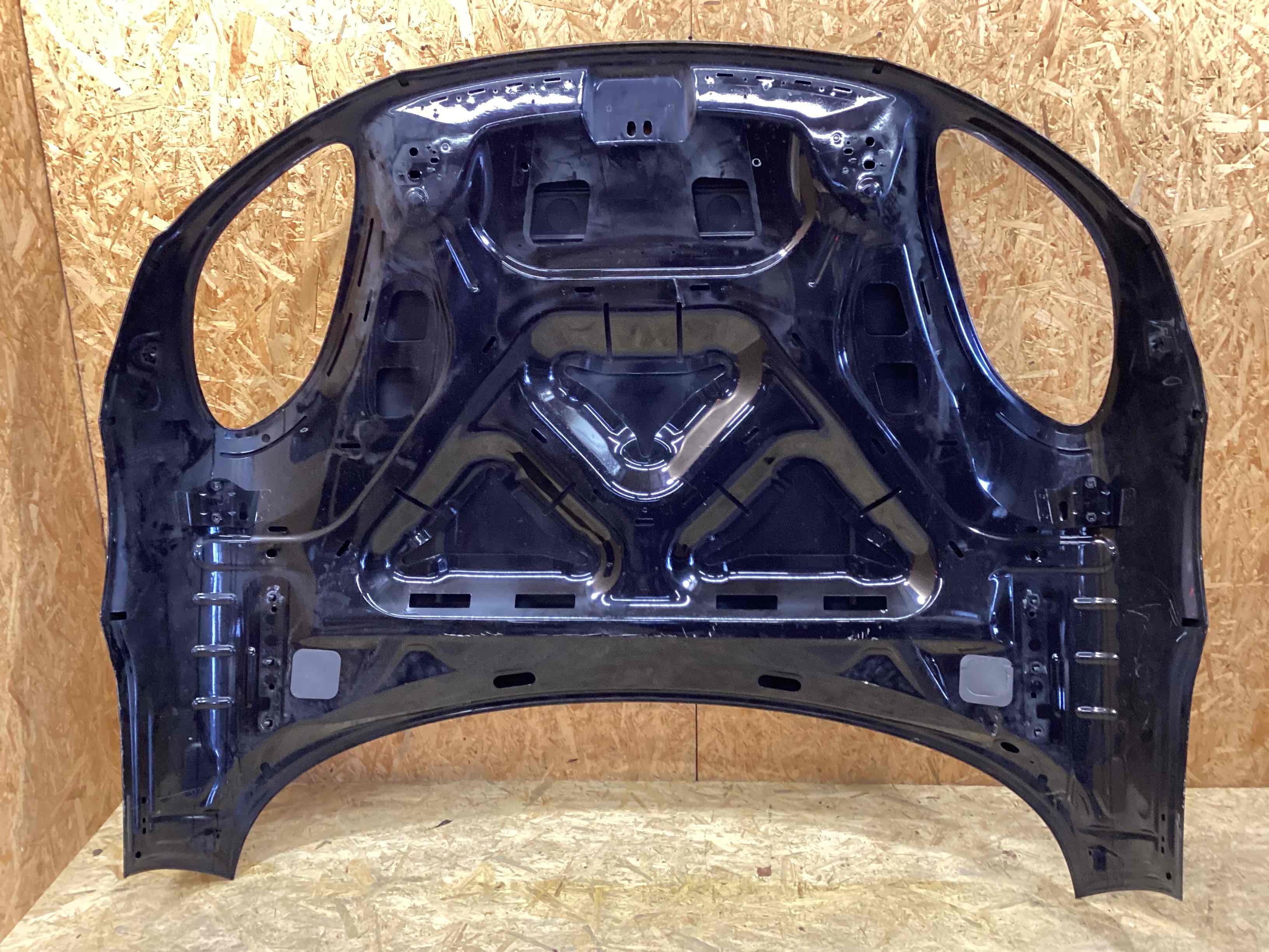 Капот Porsche Macan 310326-101