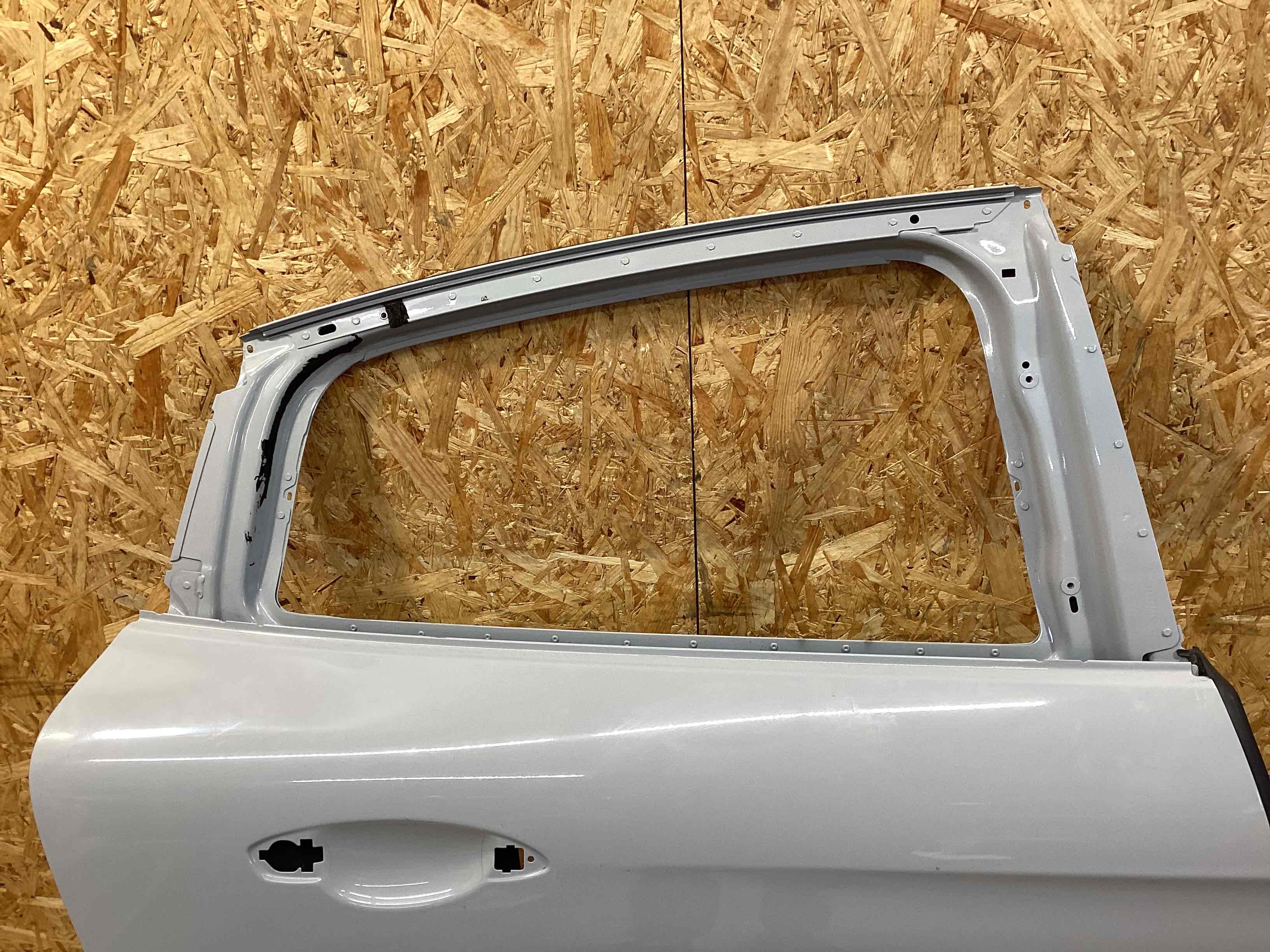 Дверь задняя правая Porsche Panamera 310326-102