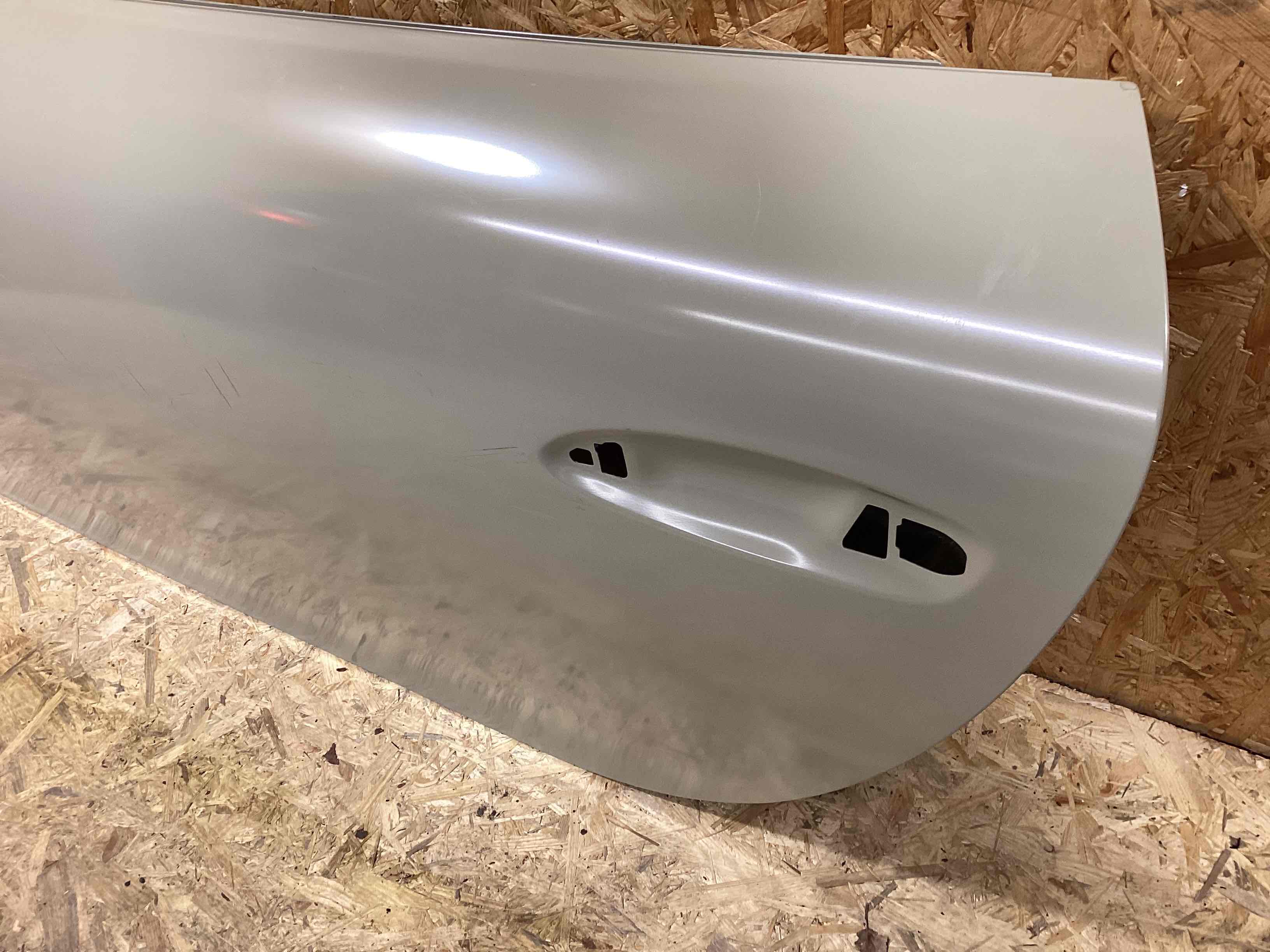 Дверь передняя левая Porsche 911 310326-103