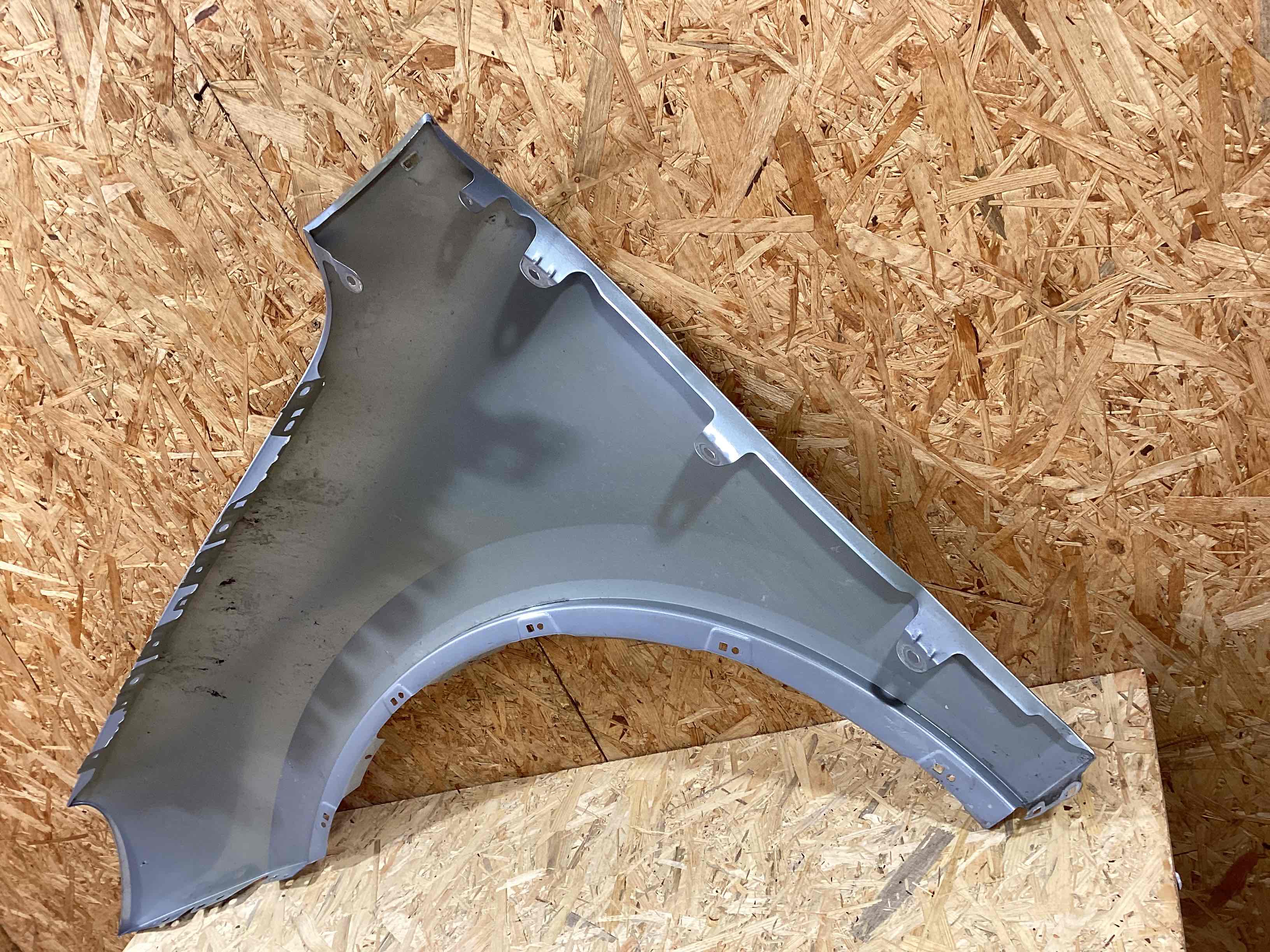 Крыло переднее правое Porsche Cayenne 310326-105