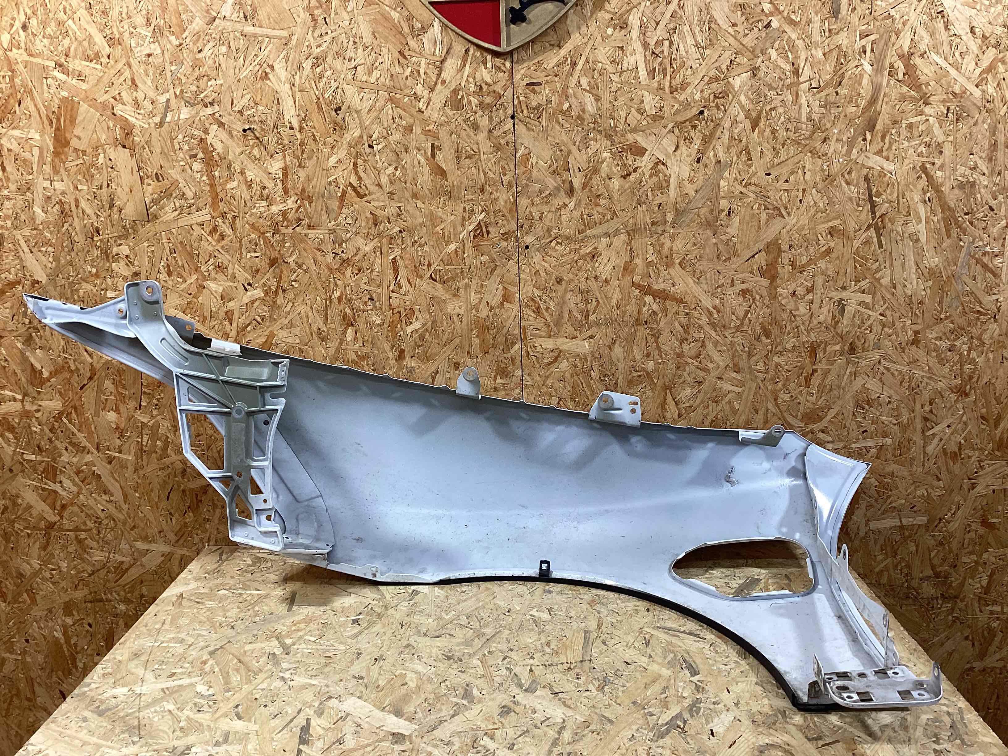 Крыло переднее правое Porsche Taycan 310326-106