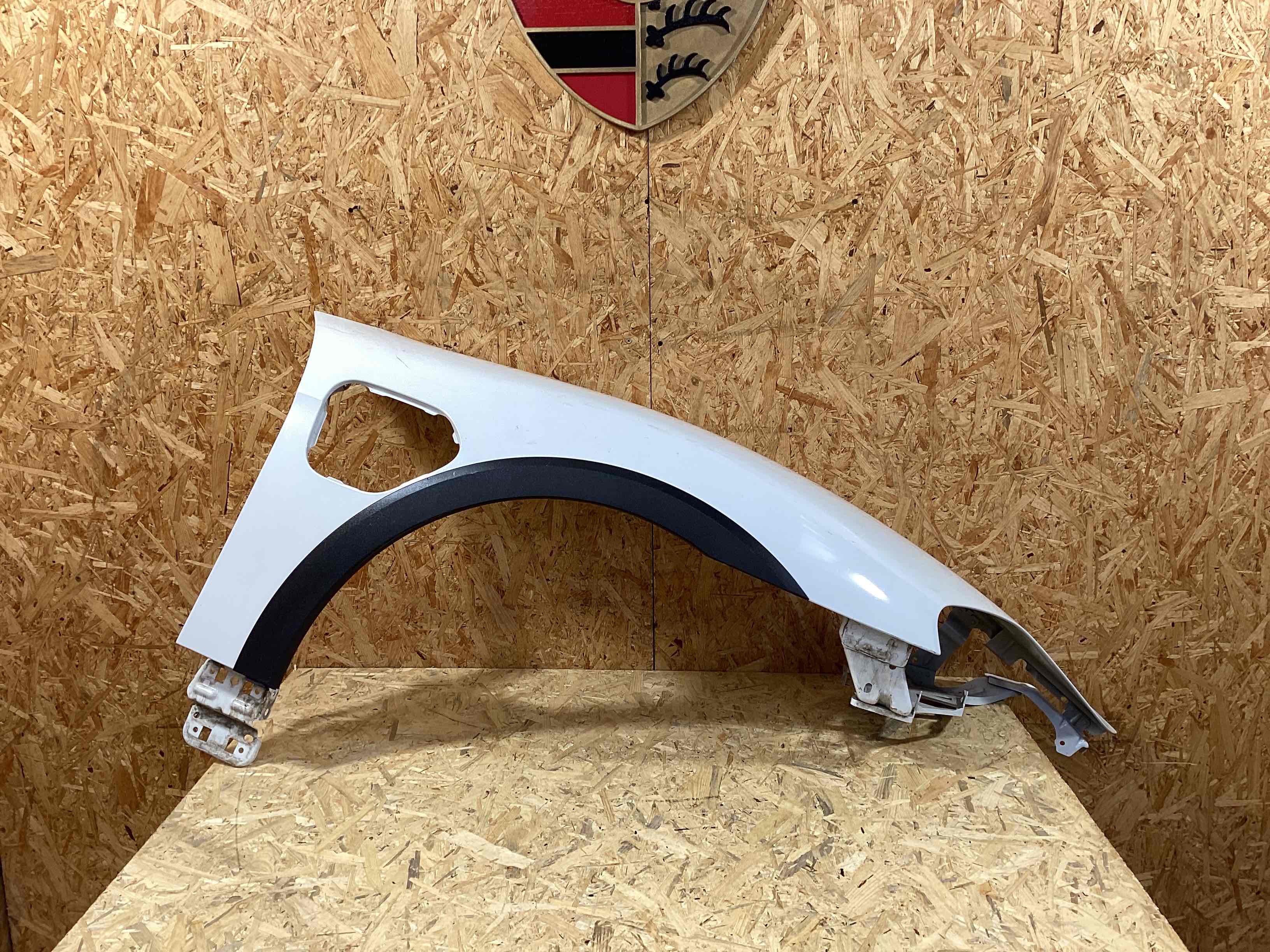 Крыло переднее правое Porsche Taycan 310326-106