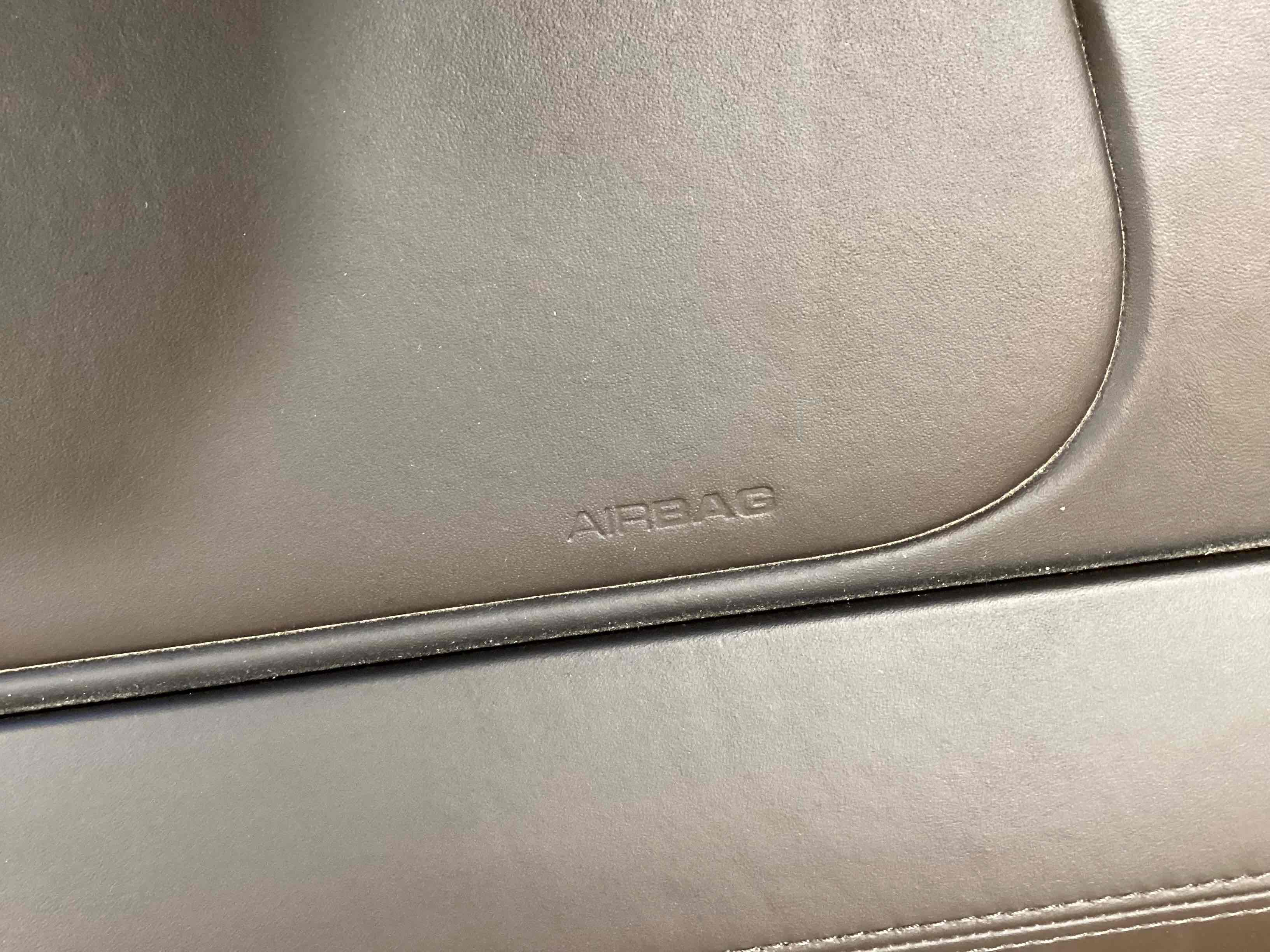Панель передня салону (торпедо) Porsche 911 310826-101
