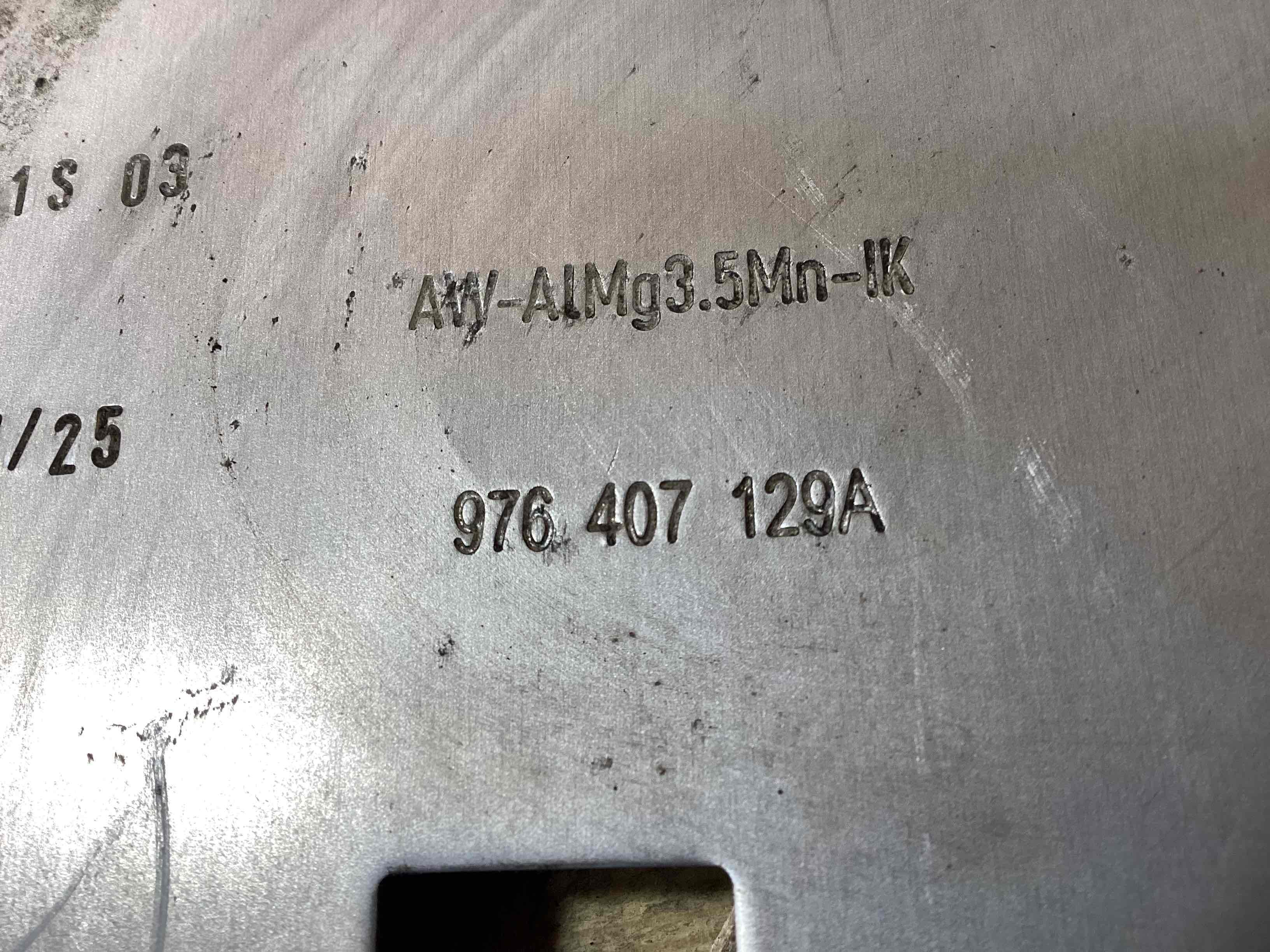 Захист днища кузова Porsche Panamera 310826-110