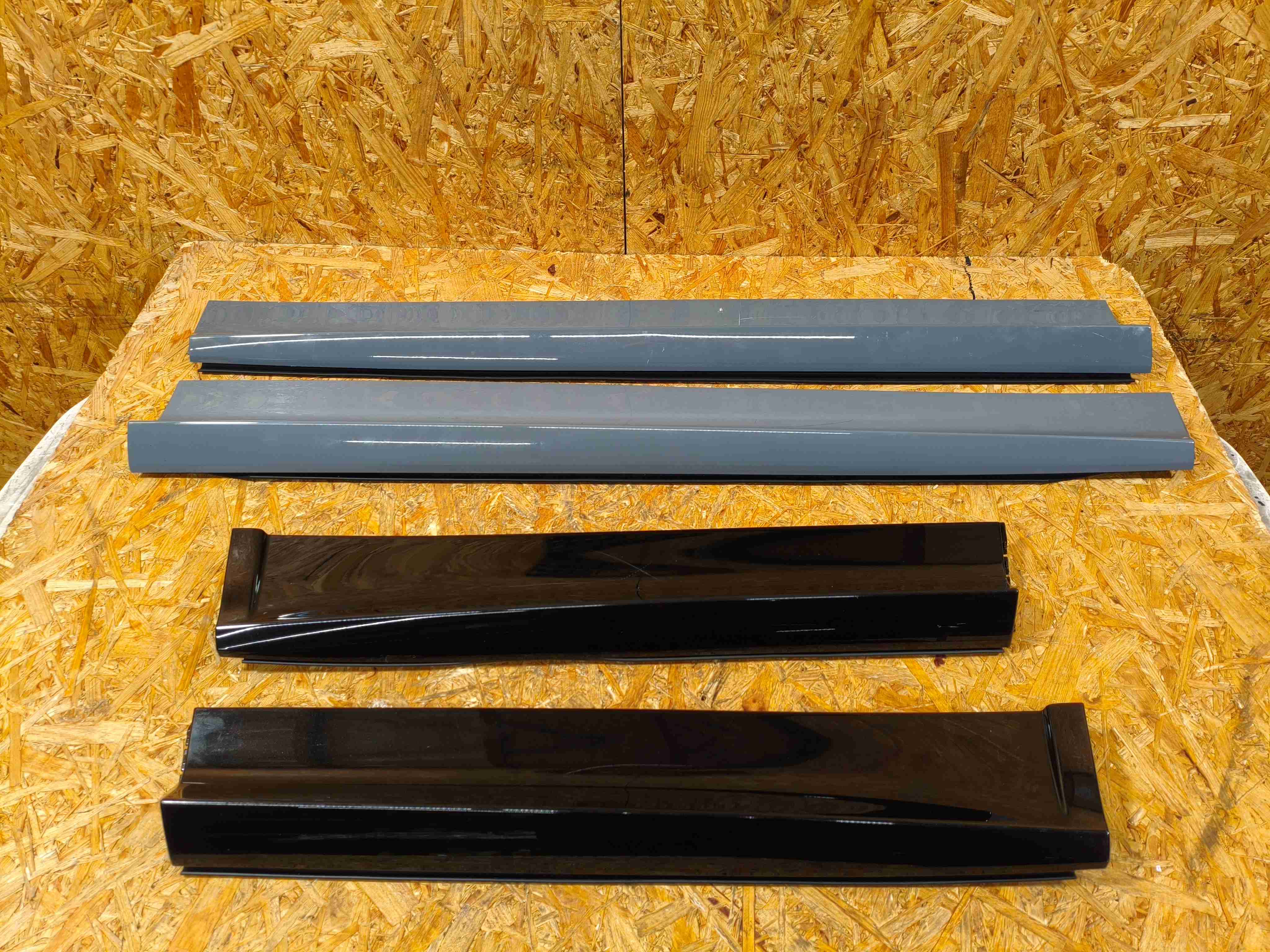 Молдинг двери передней правой Porsche Cayenne 191125-113