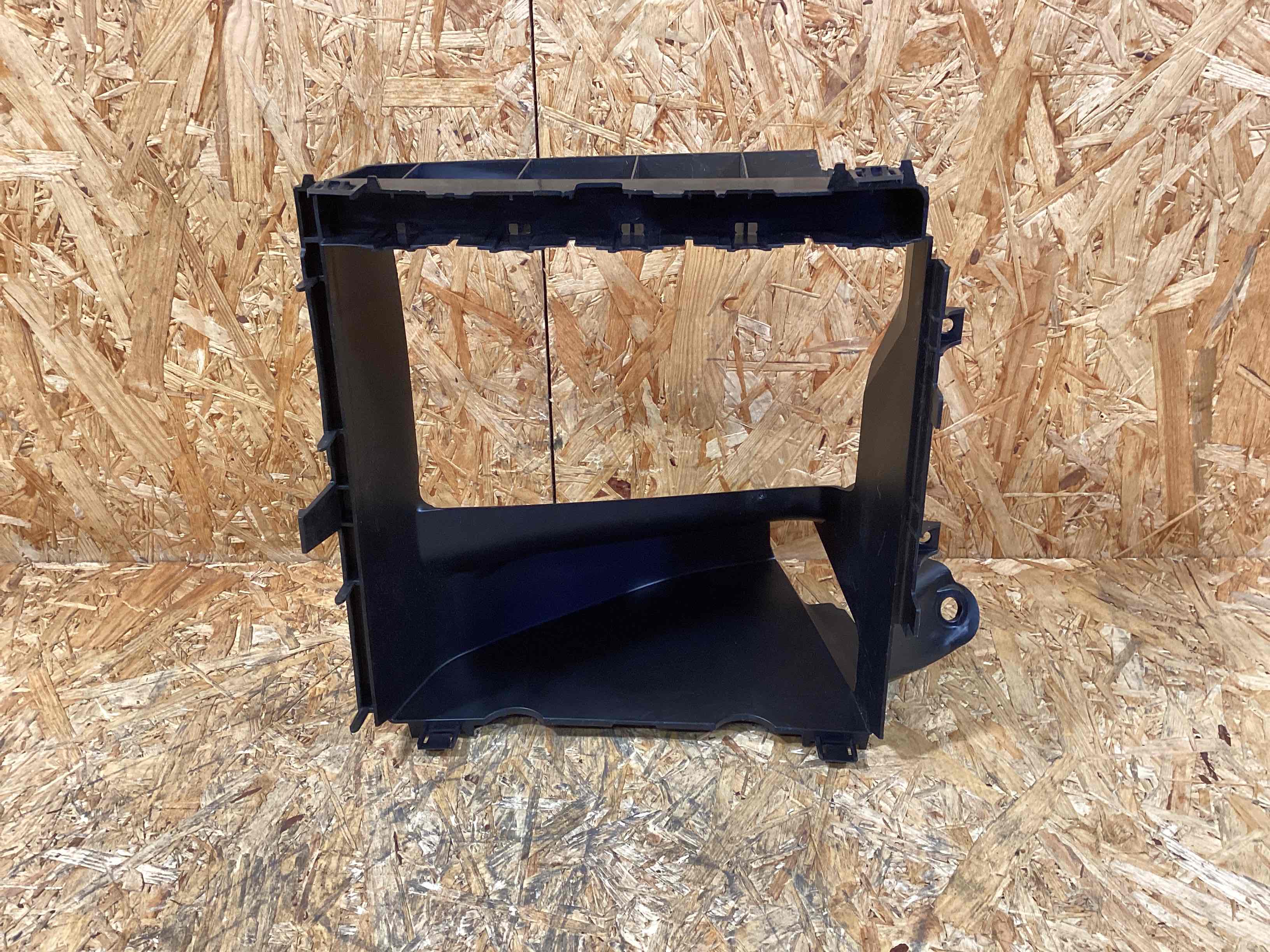 Воздуховод Porsche Cayenne 311025-105