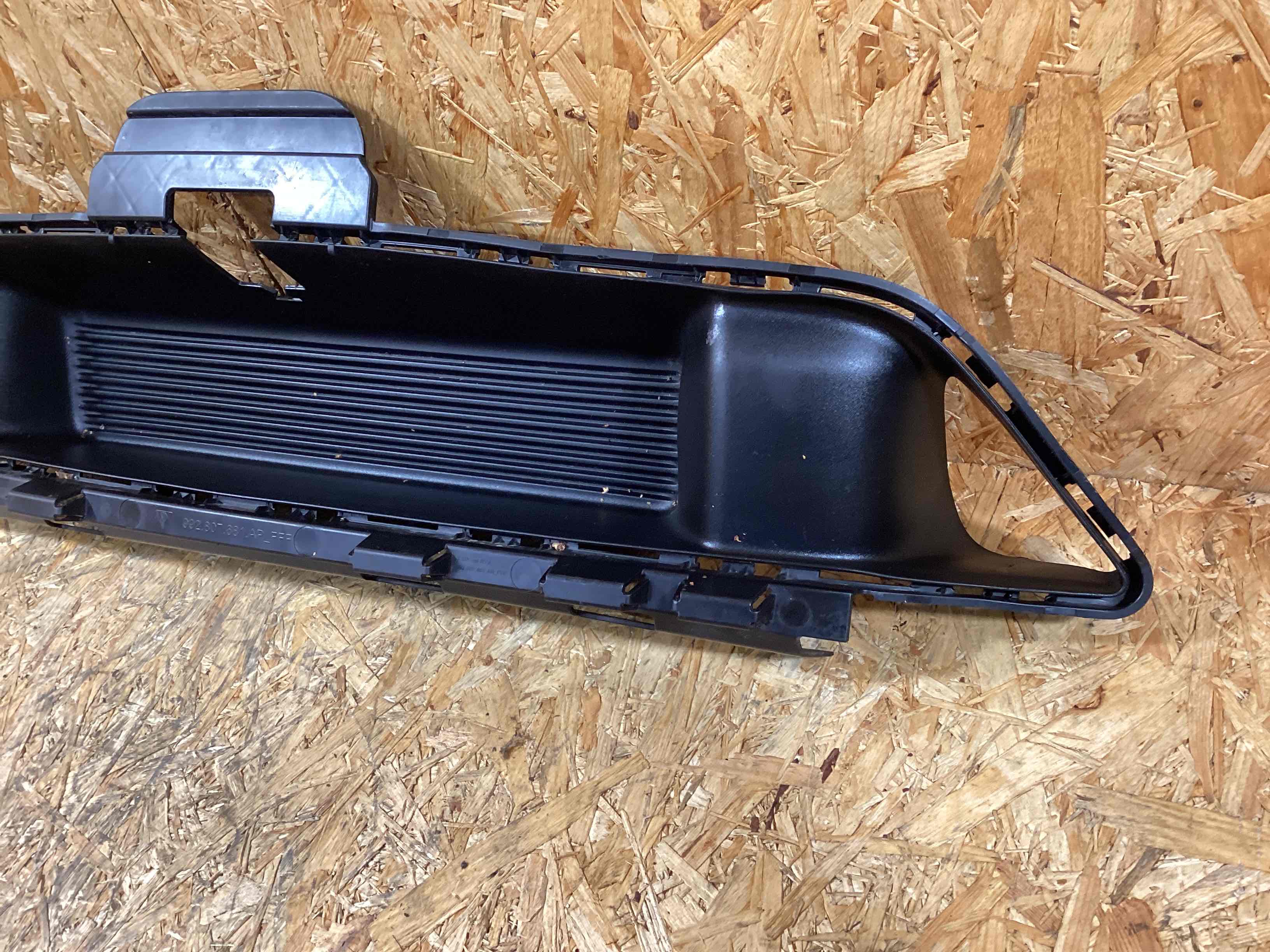 Заглушка, вставка (решетка) в бампер Porsche 911 311025-110