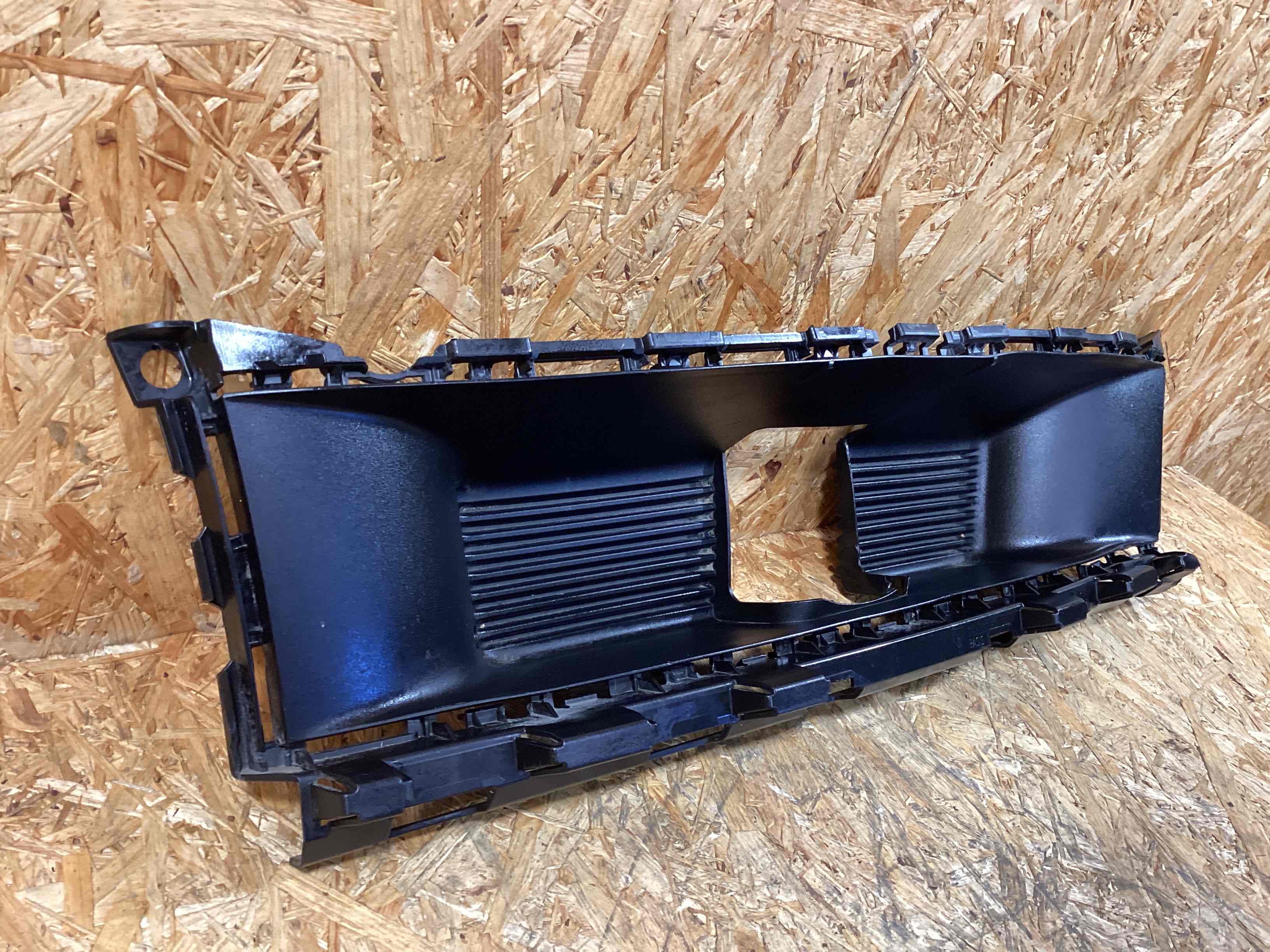 Заглушка, вставка (решетка) в бампер Porsche 911 311025-111