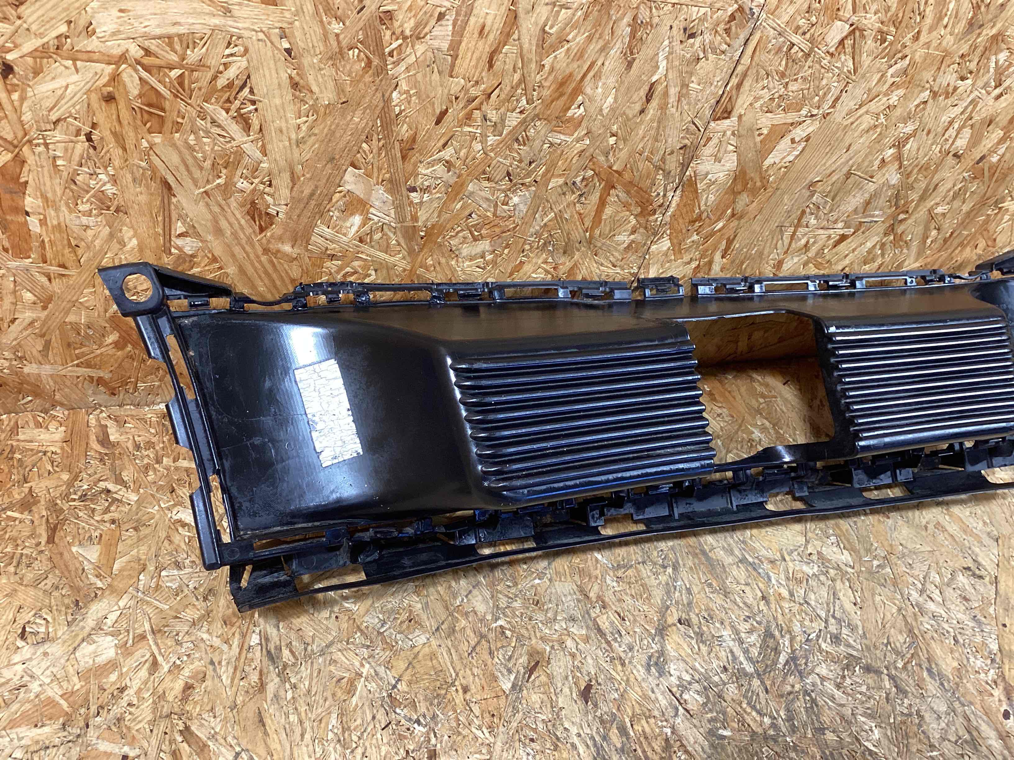 Заглушка, вставка (решетка) в бампер Porsche 911 311025-111