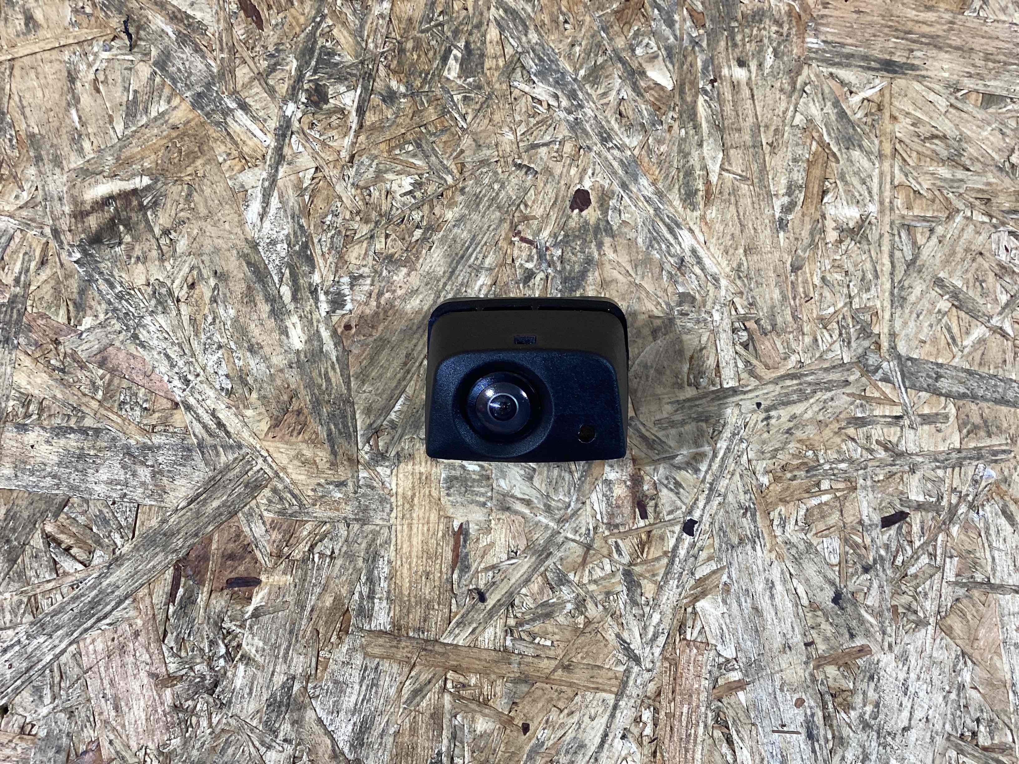 Камера, крепление камеры, корпус Porsche Macan 311025-115