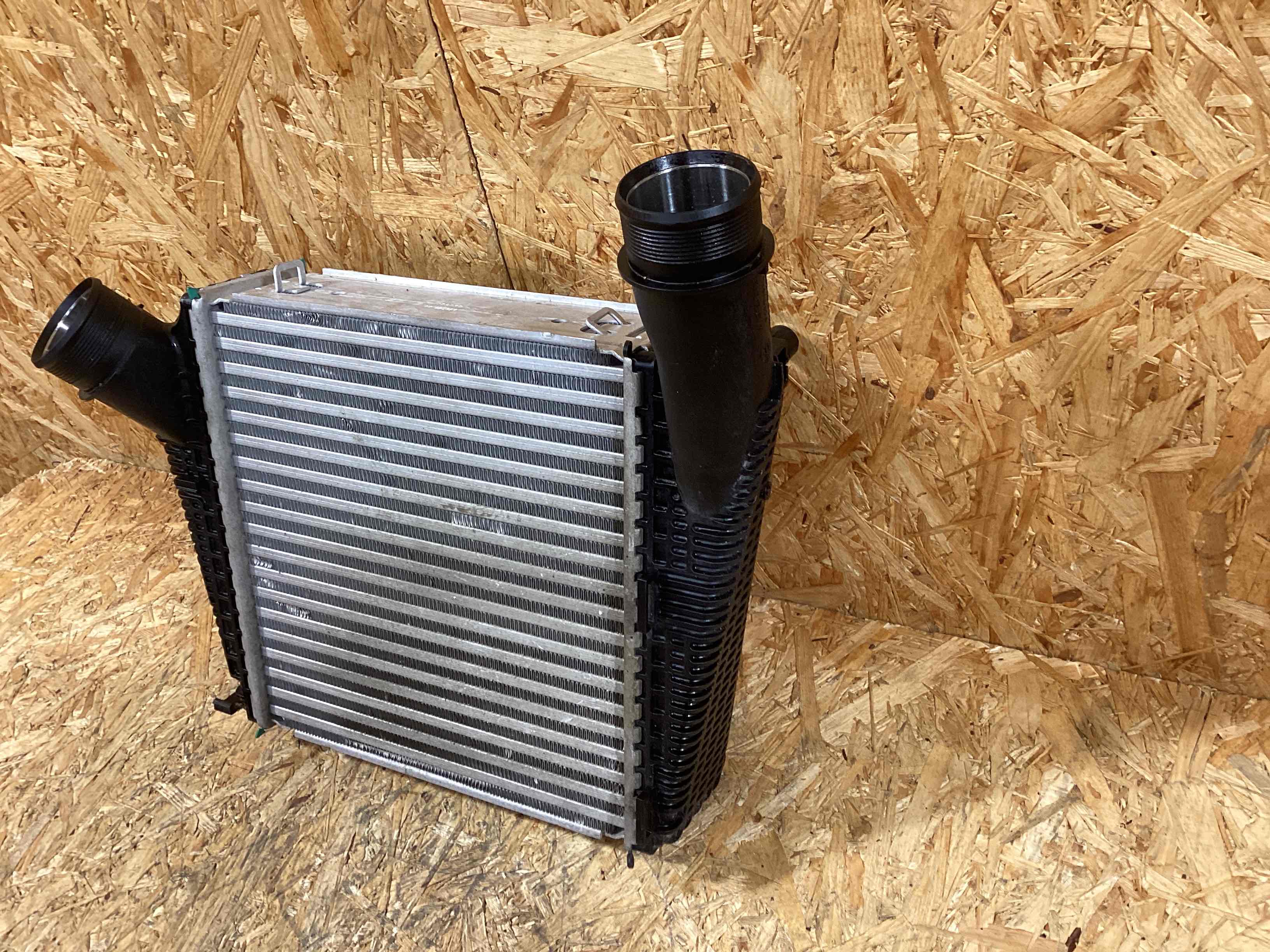 Интеркулер Porsche Panamera 311025-121