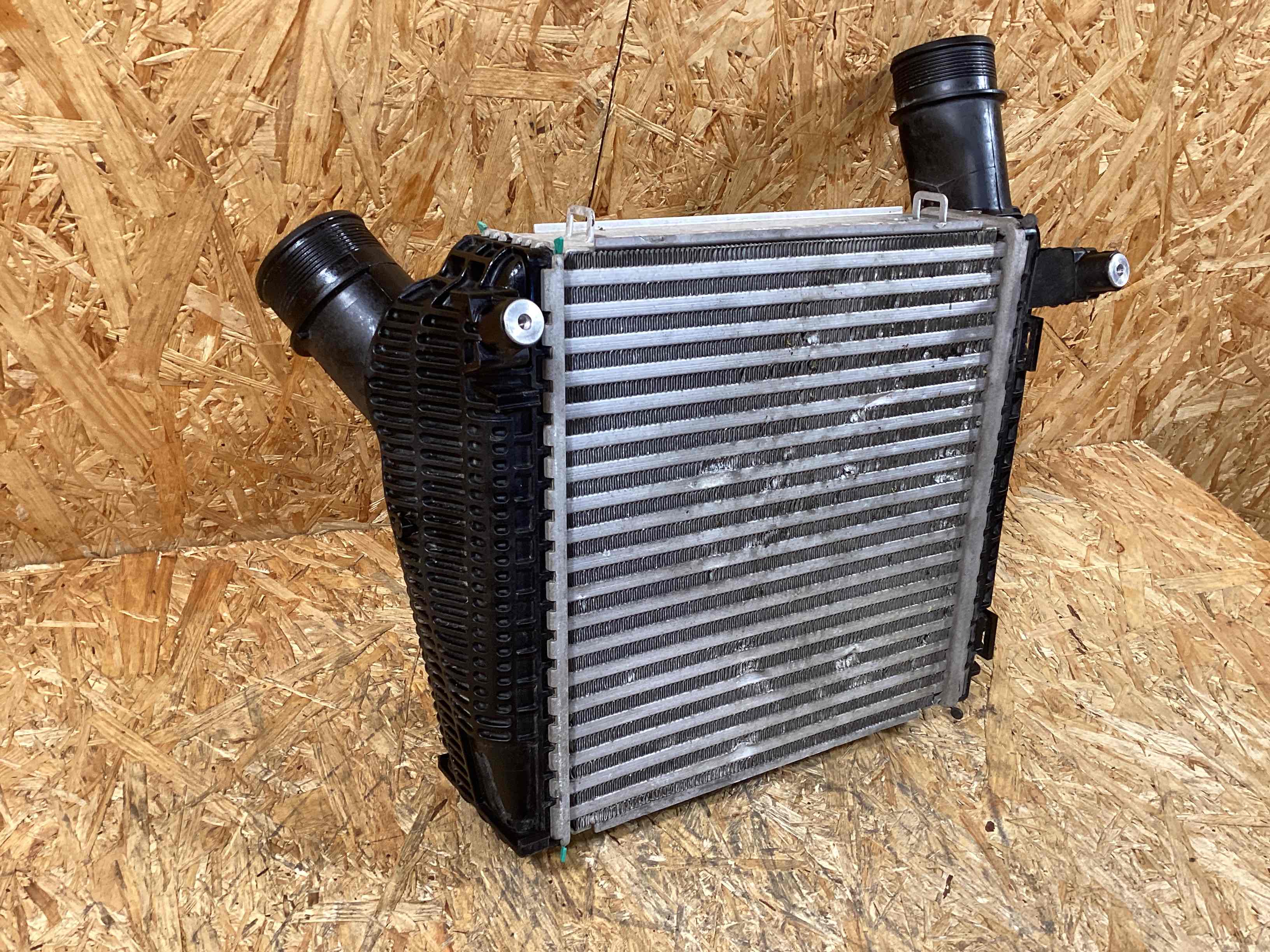 Интеркулер Porsche Panamera 311025-122