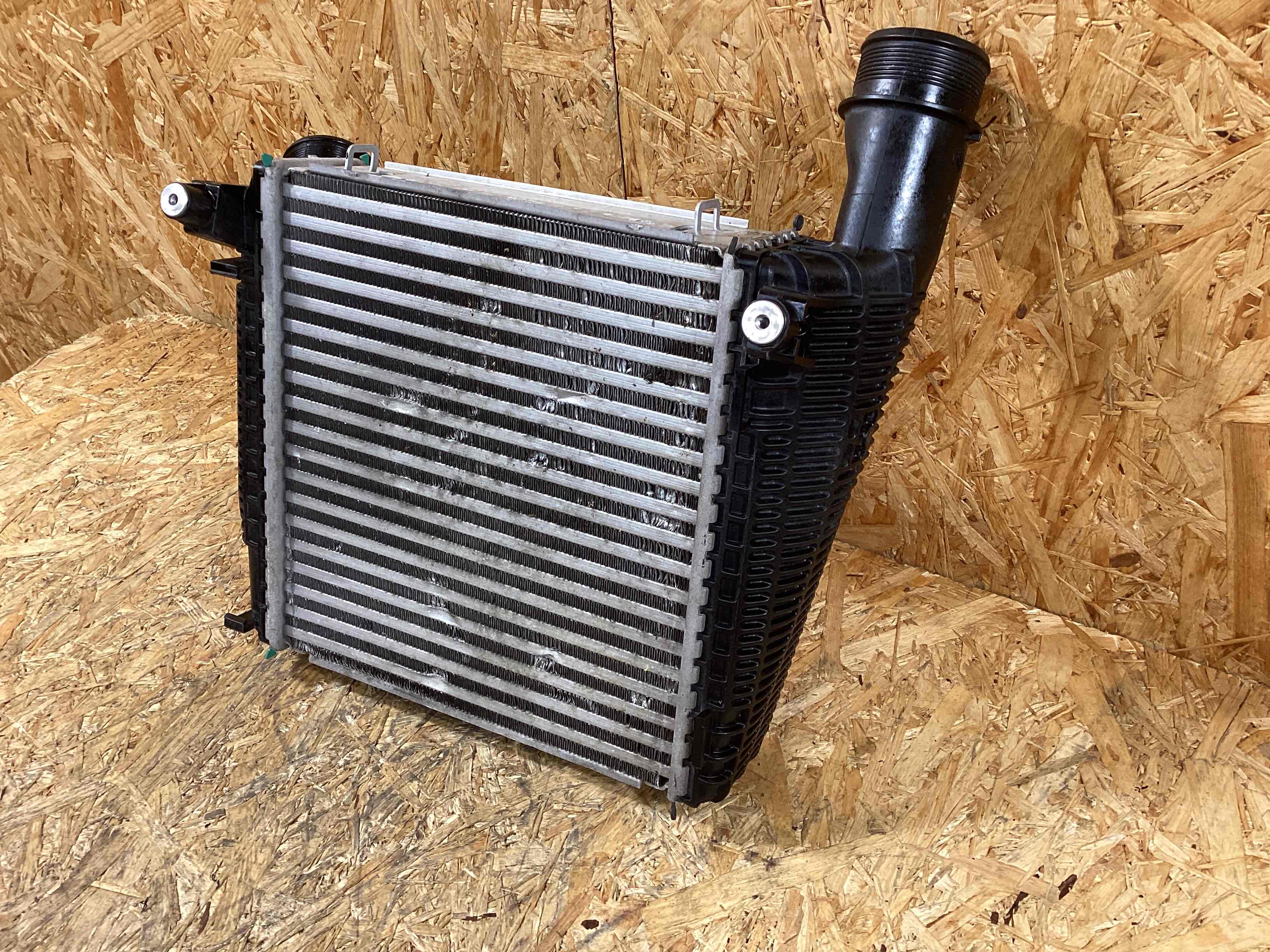 Интеркулер Porsche Panamera 311025-122