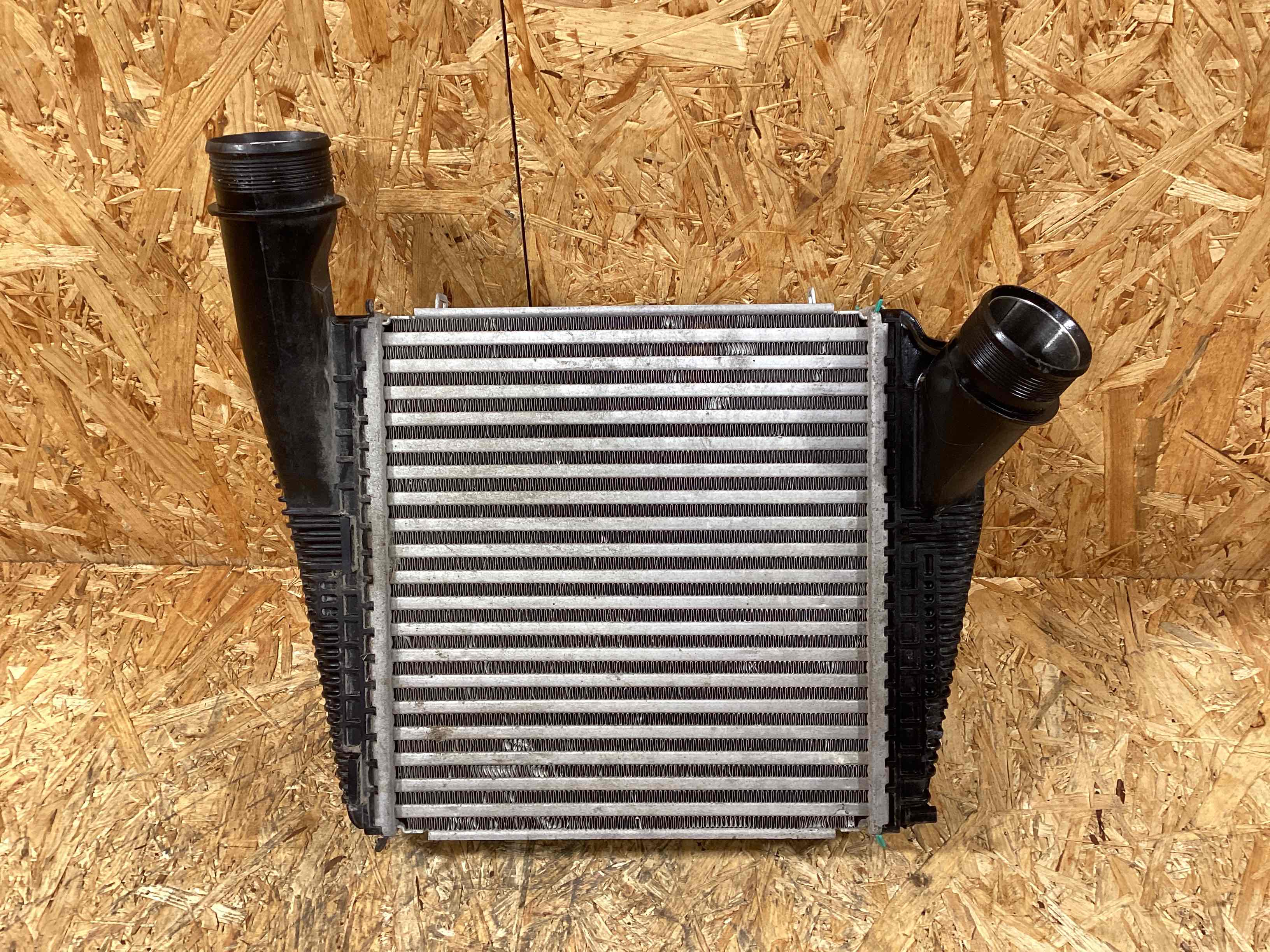 Интеркулер Porsche Panamera 311025-122