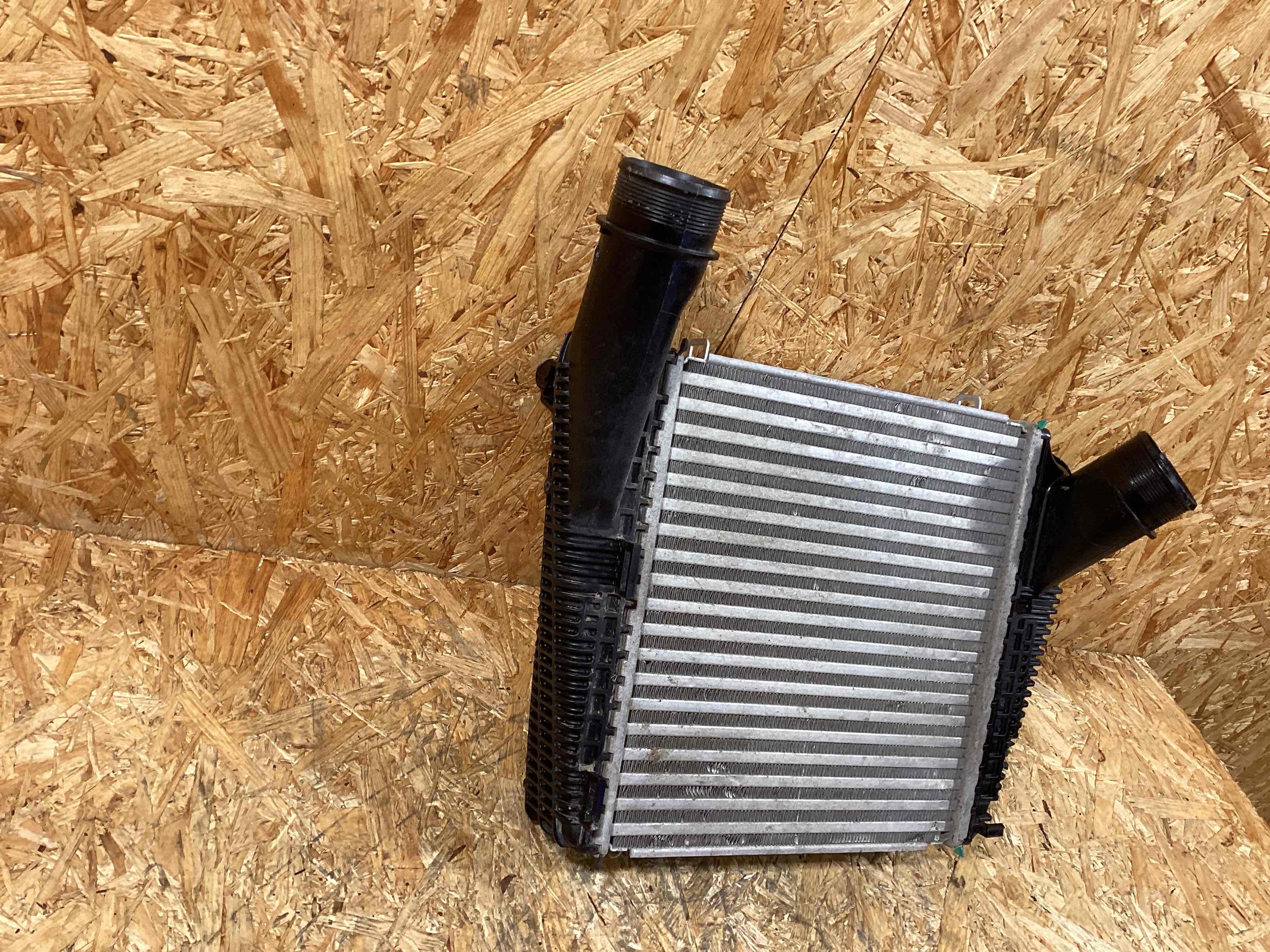 Интеркулер Porsche Panamera 311025-122